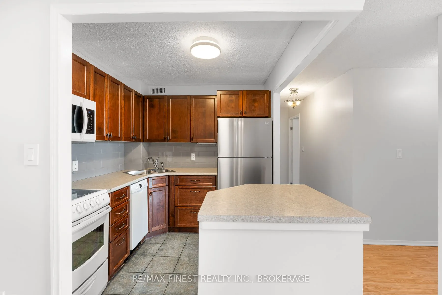 120 Barrett Court, #508