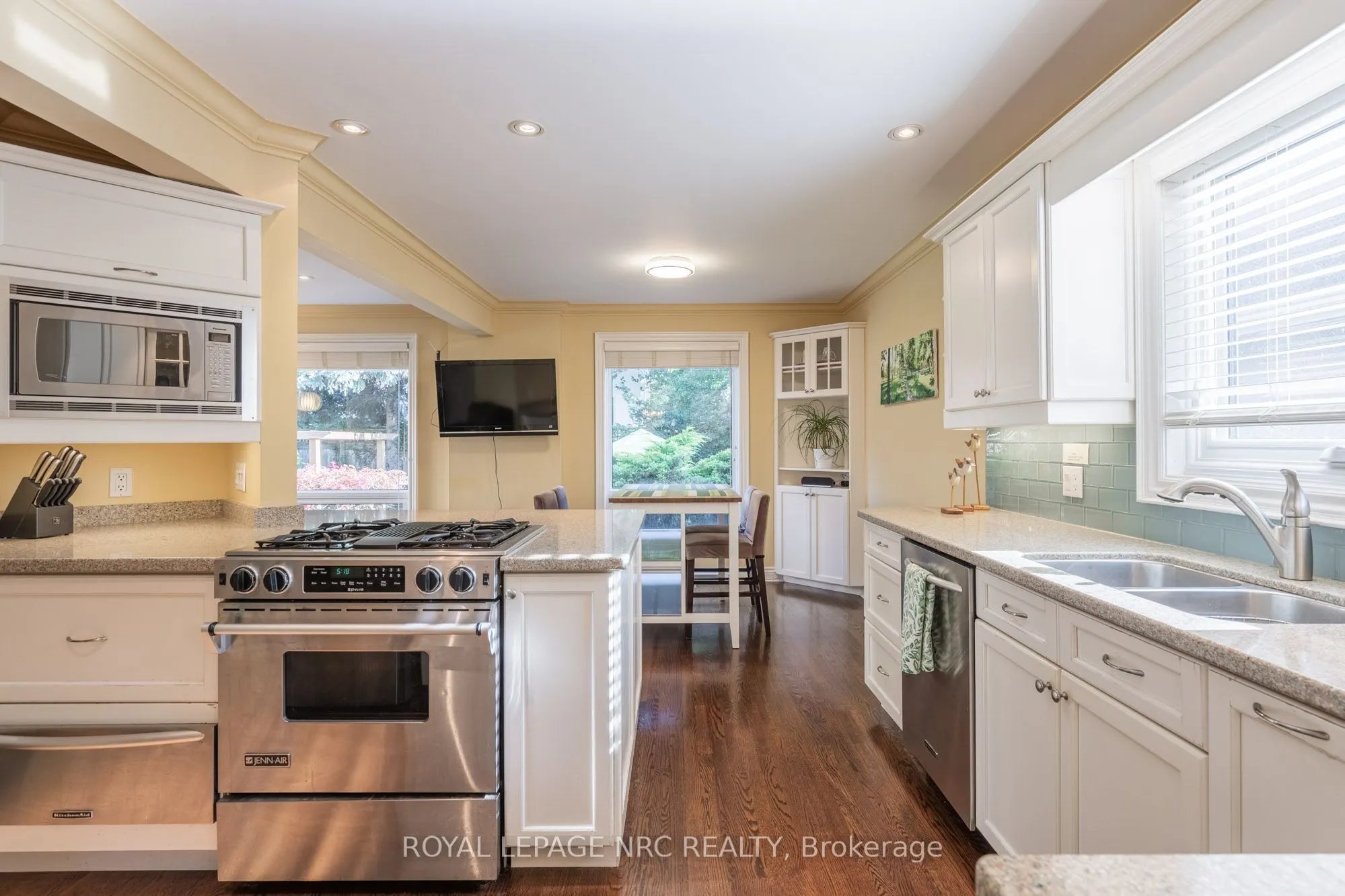 328 Niagara Boulevard