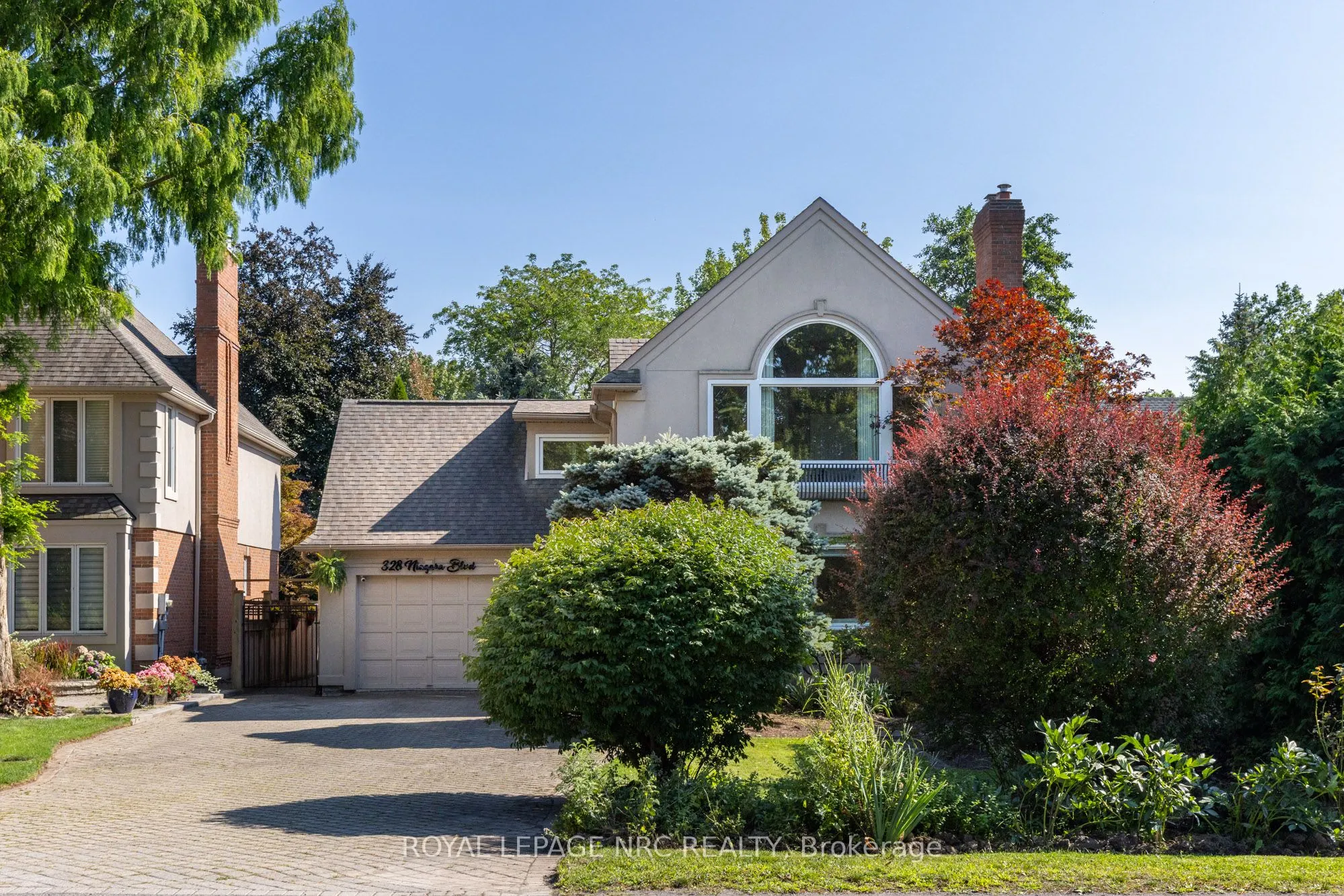 328 Niagara Boulevard