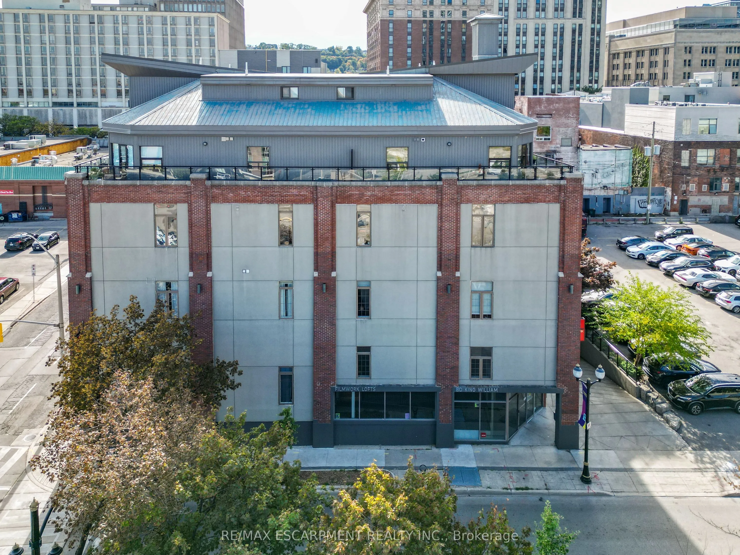 80 King William Street, #404