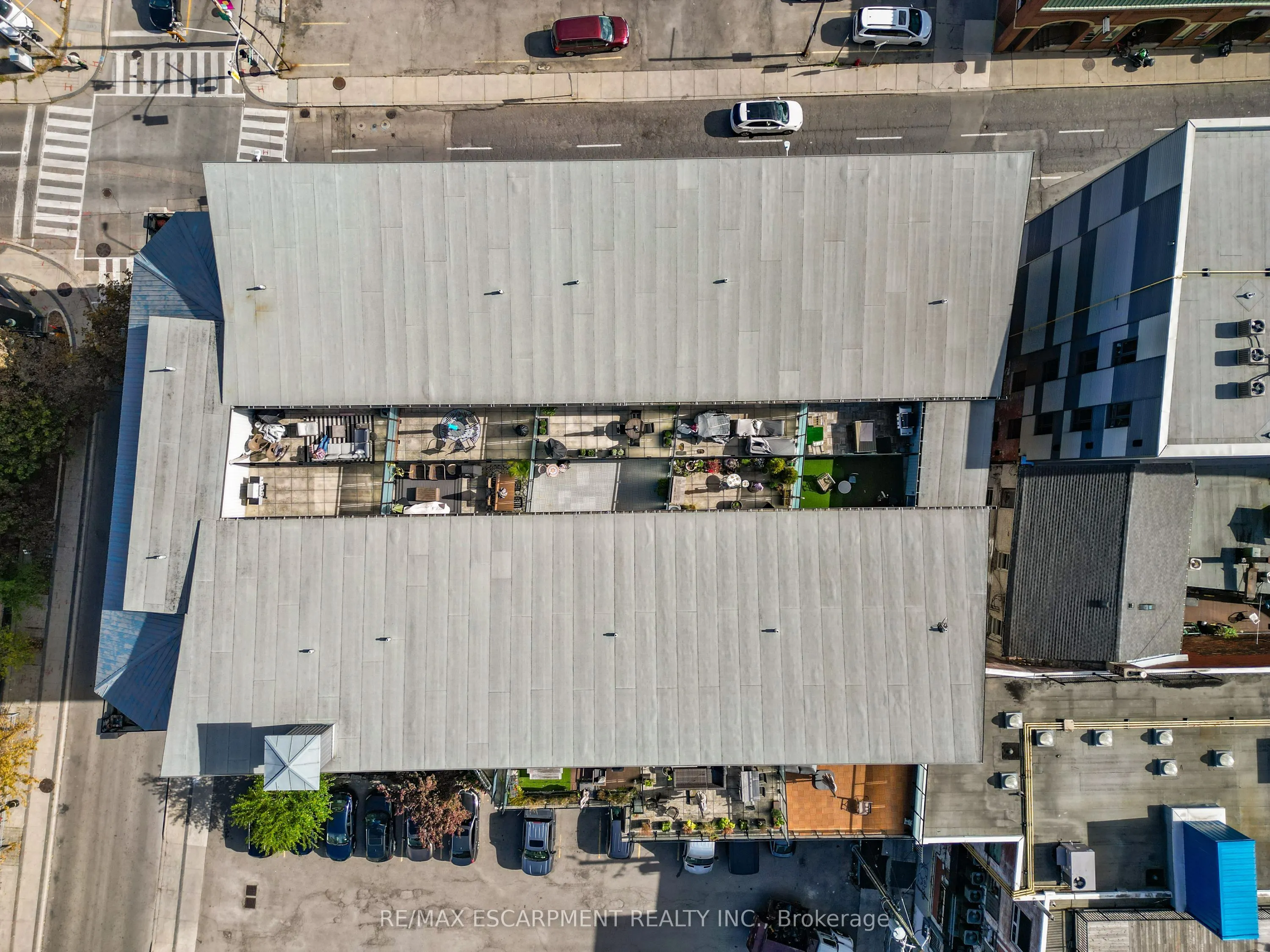 80 King William Street, #404