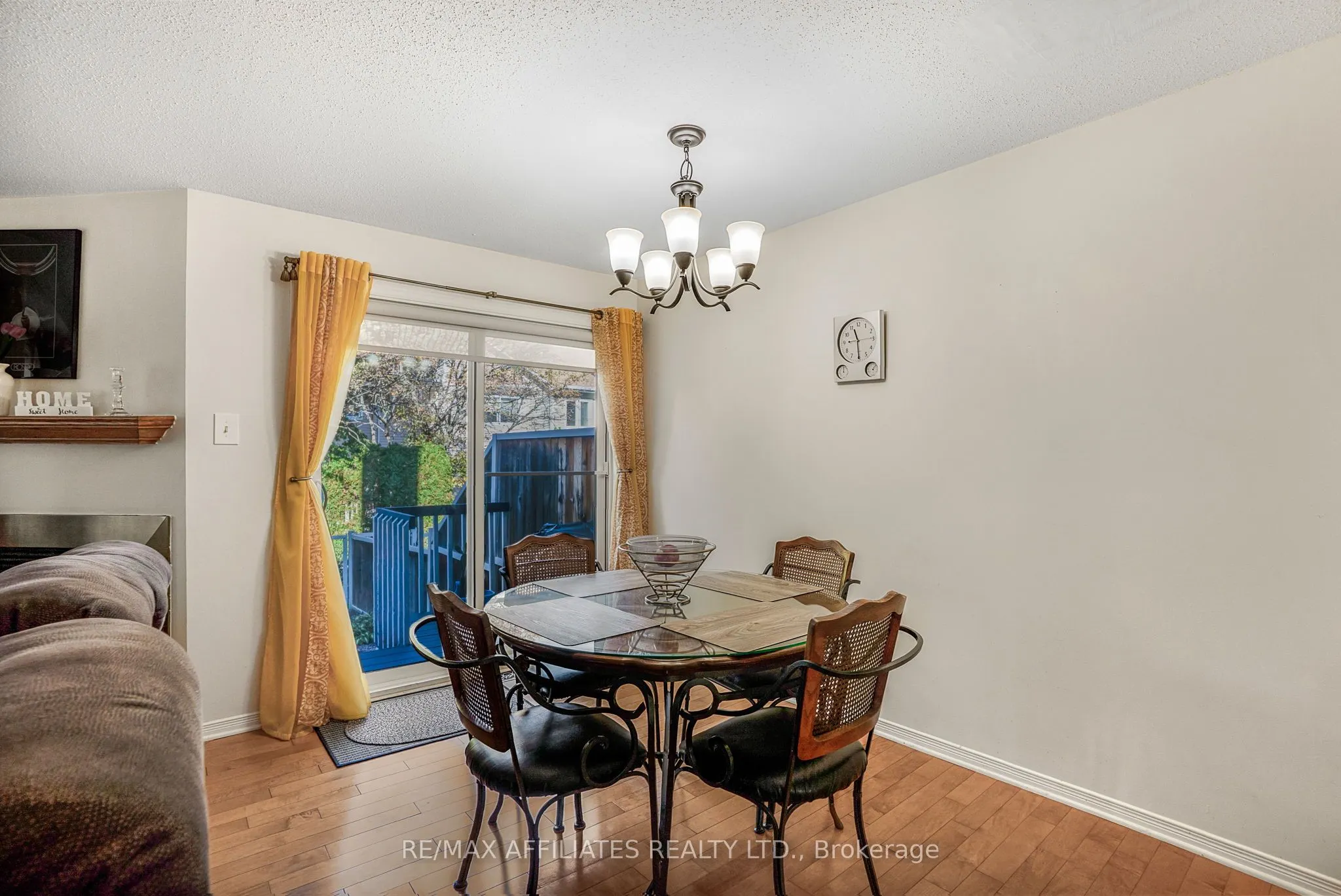 6135 Oak Meadows Drive, #9