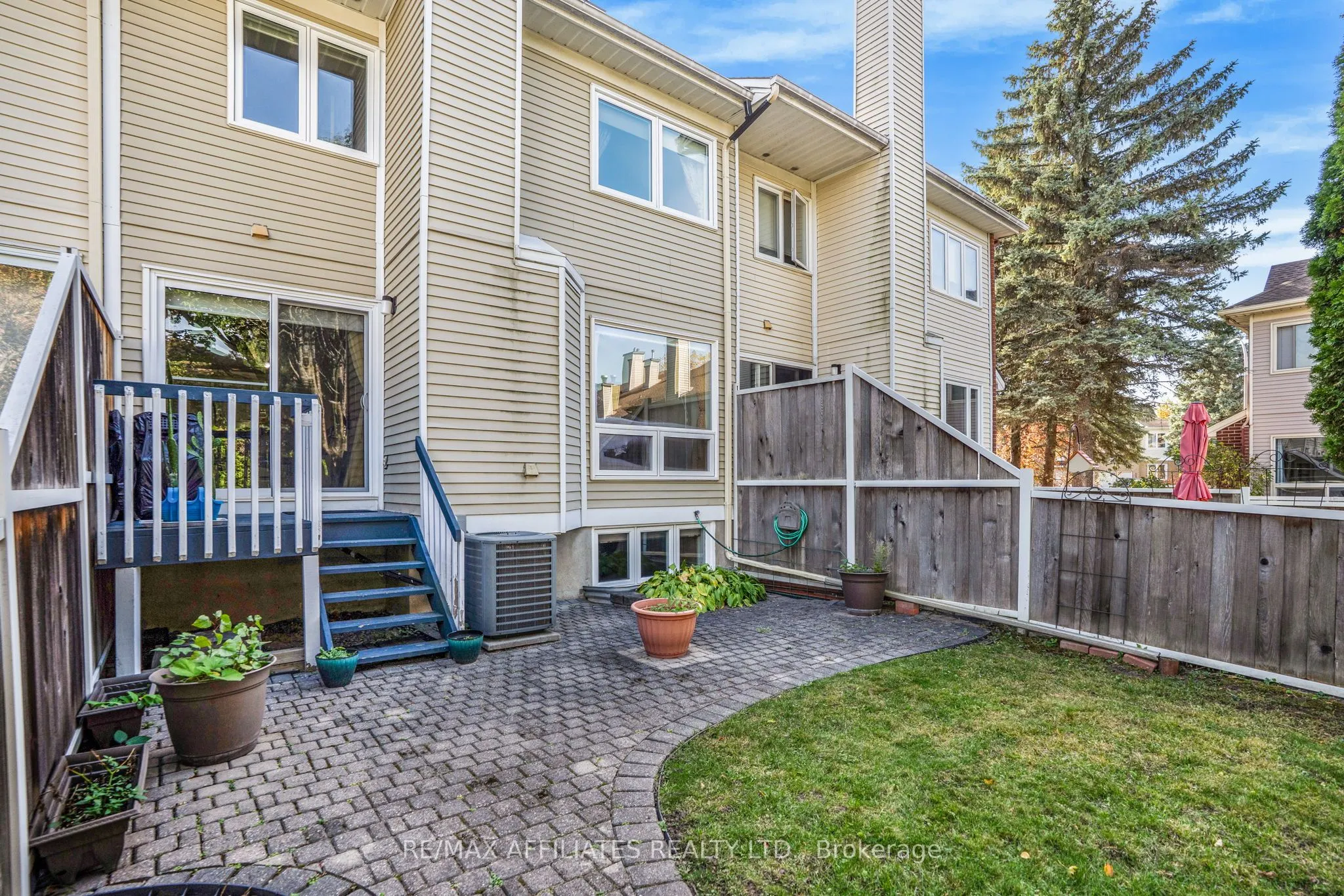 6135 Oak Meadows Drive, #9