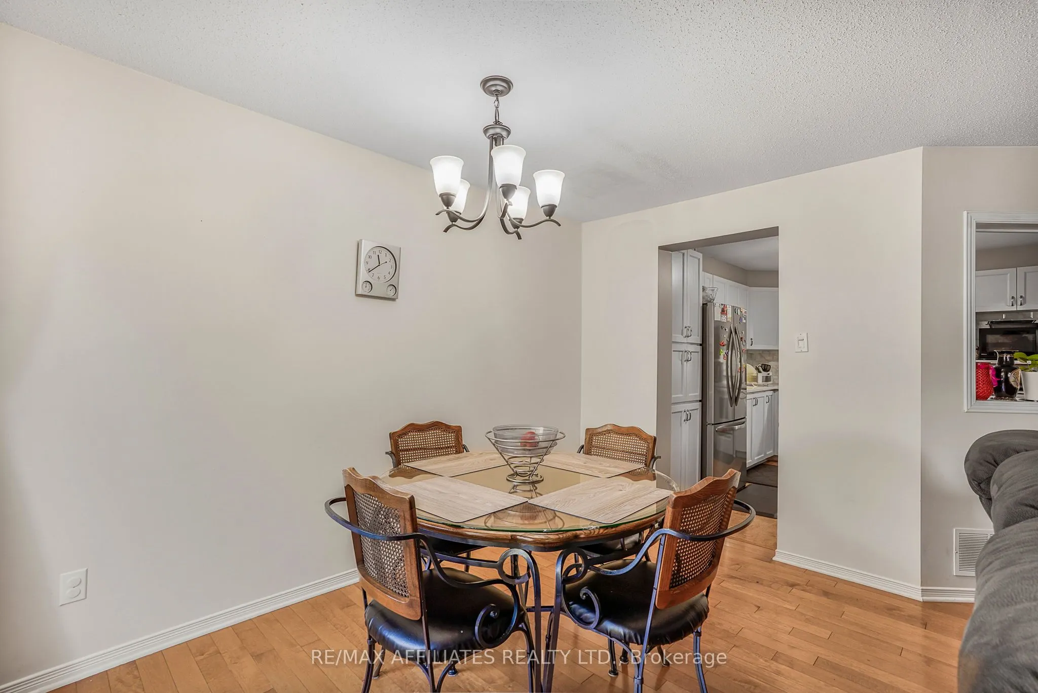 6135 Oak Meadows Drive, #9
