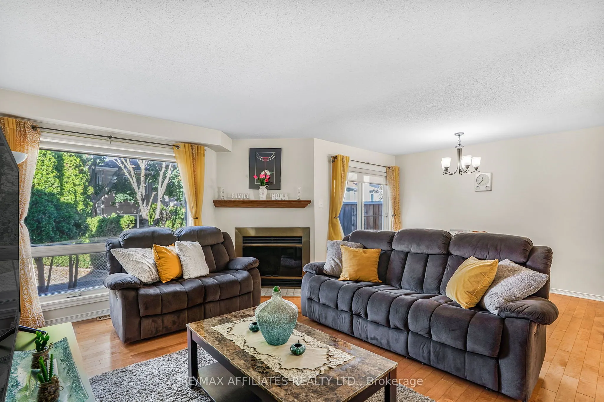 6135 Oak Meadows Drive, #9