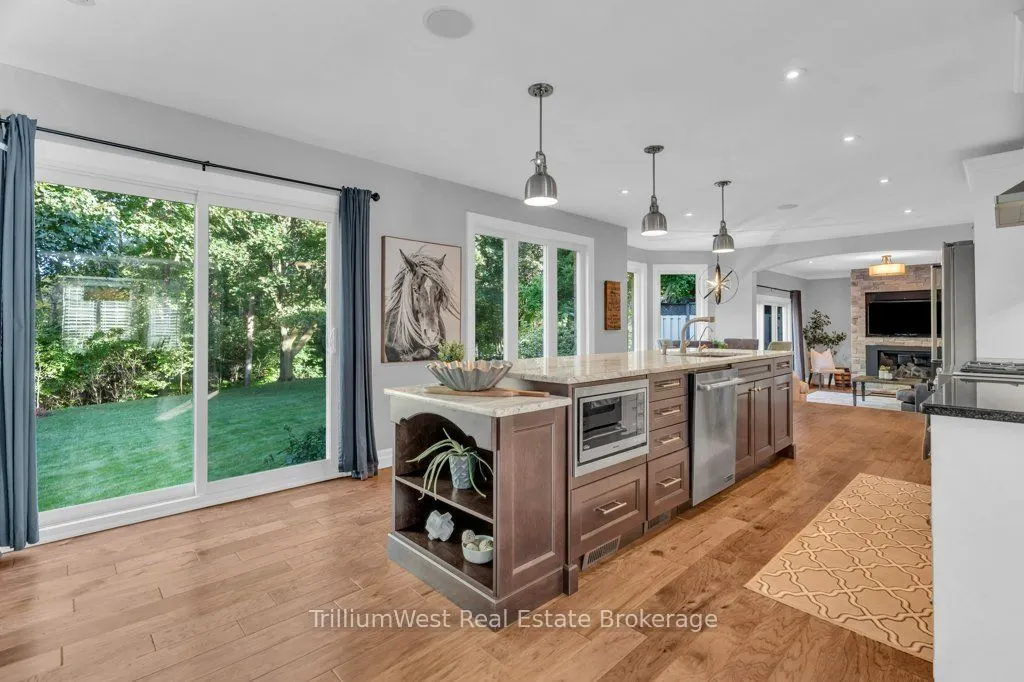 22 Roehampton Court