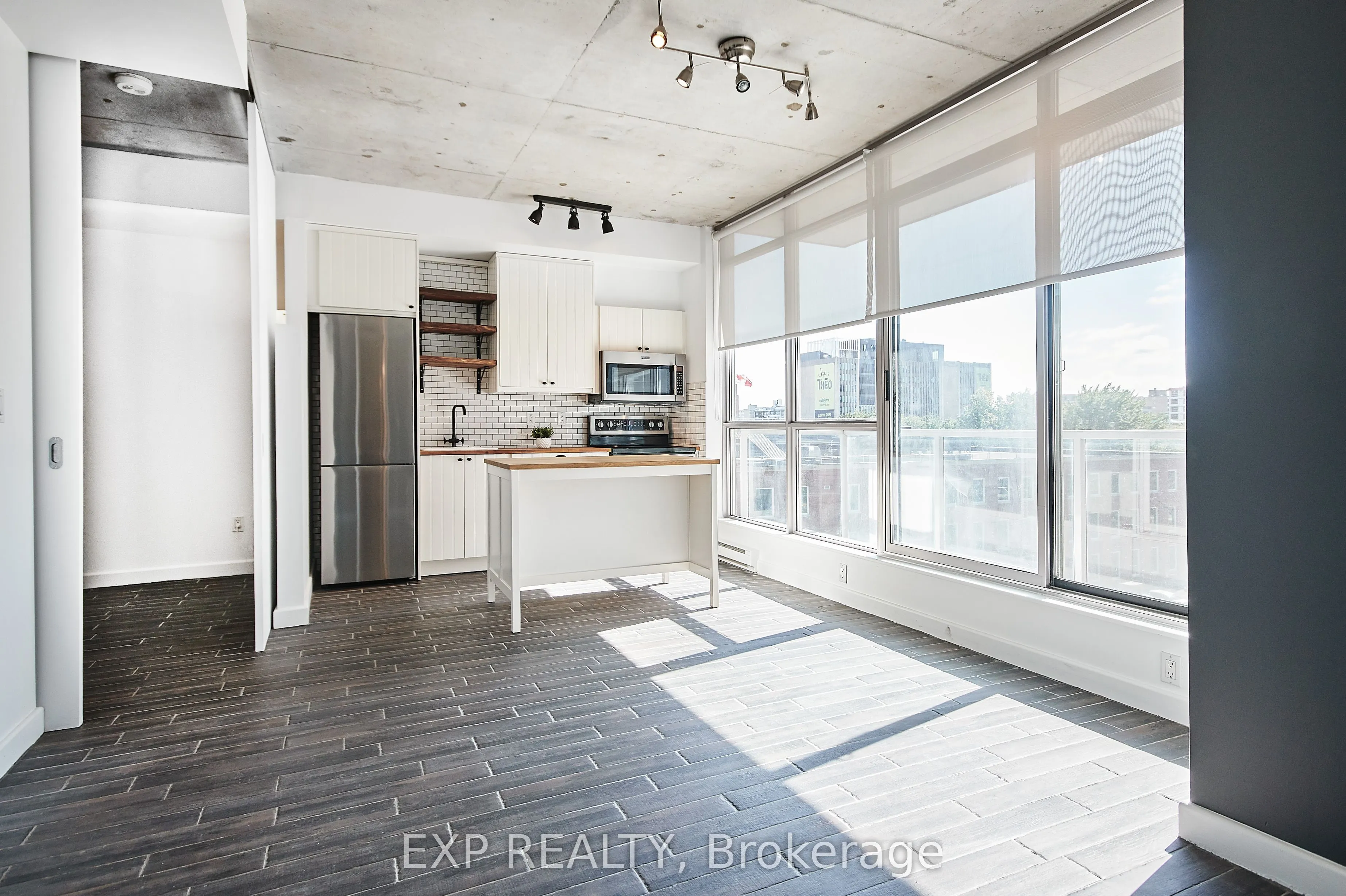 180 York Street, #606