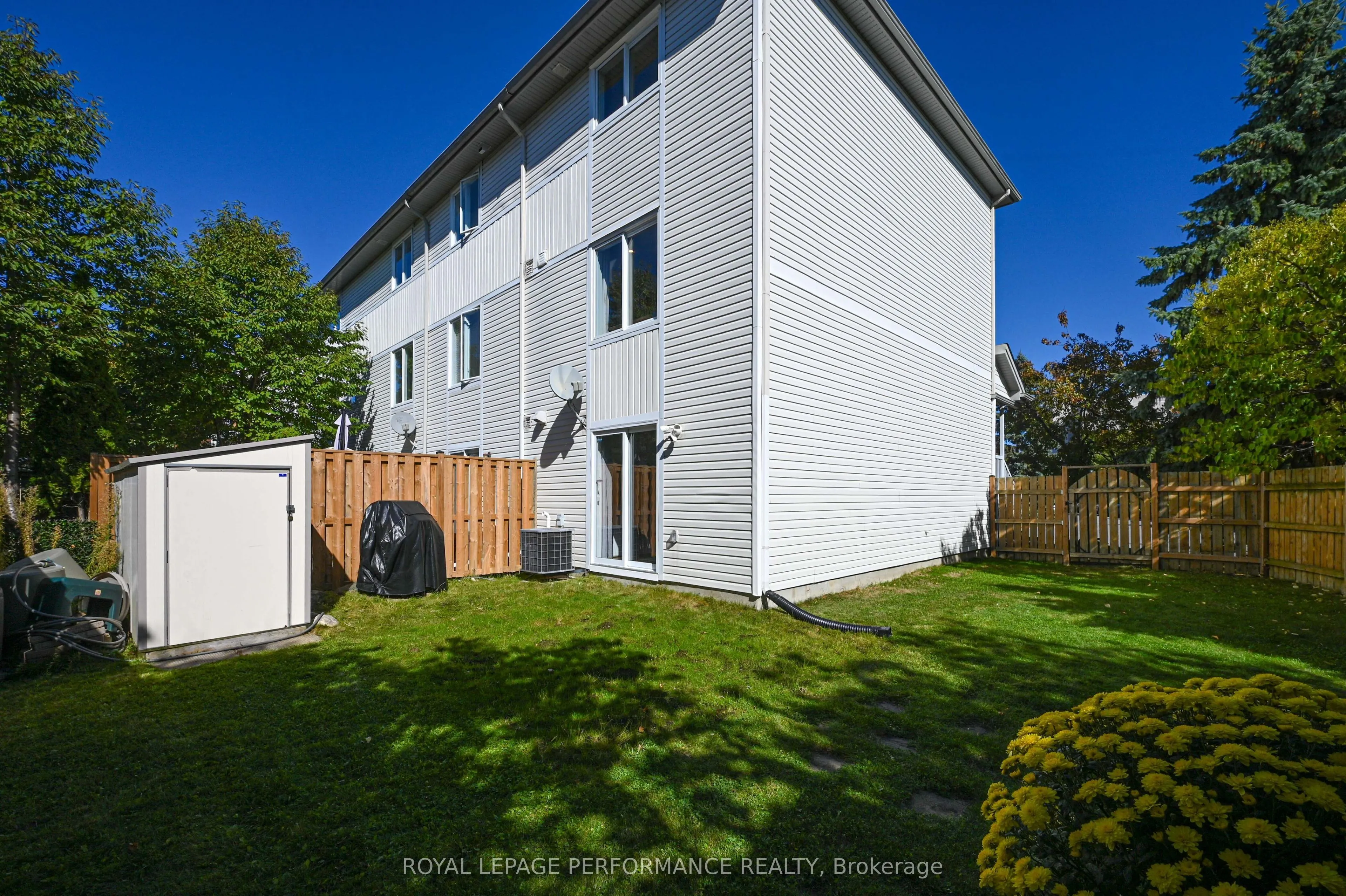 42 Yorkville Street