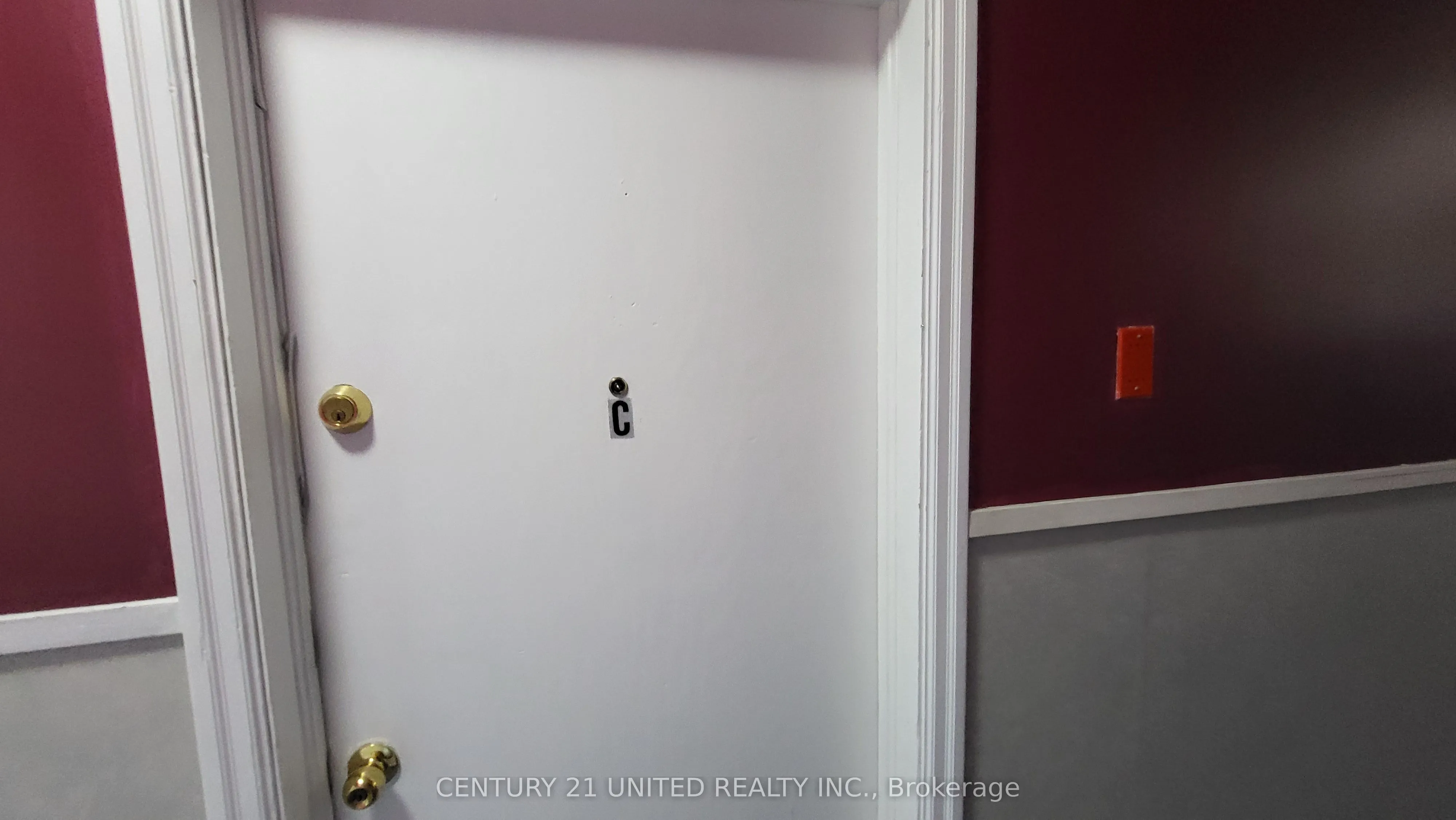 409 Chambers Street, #C