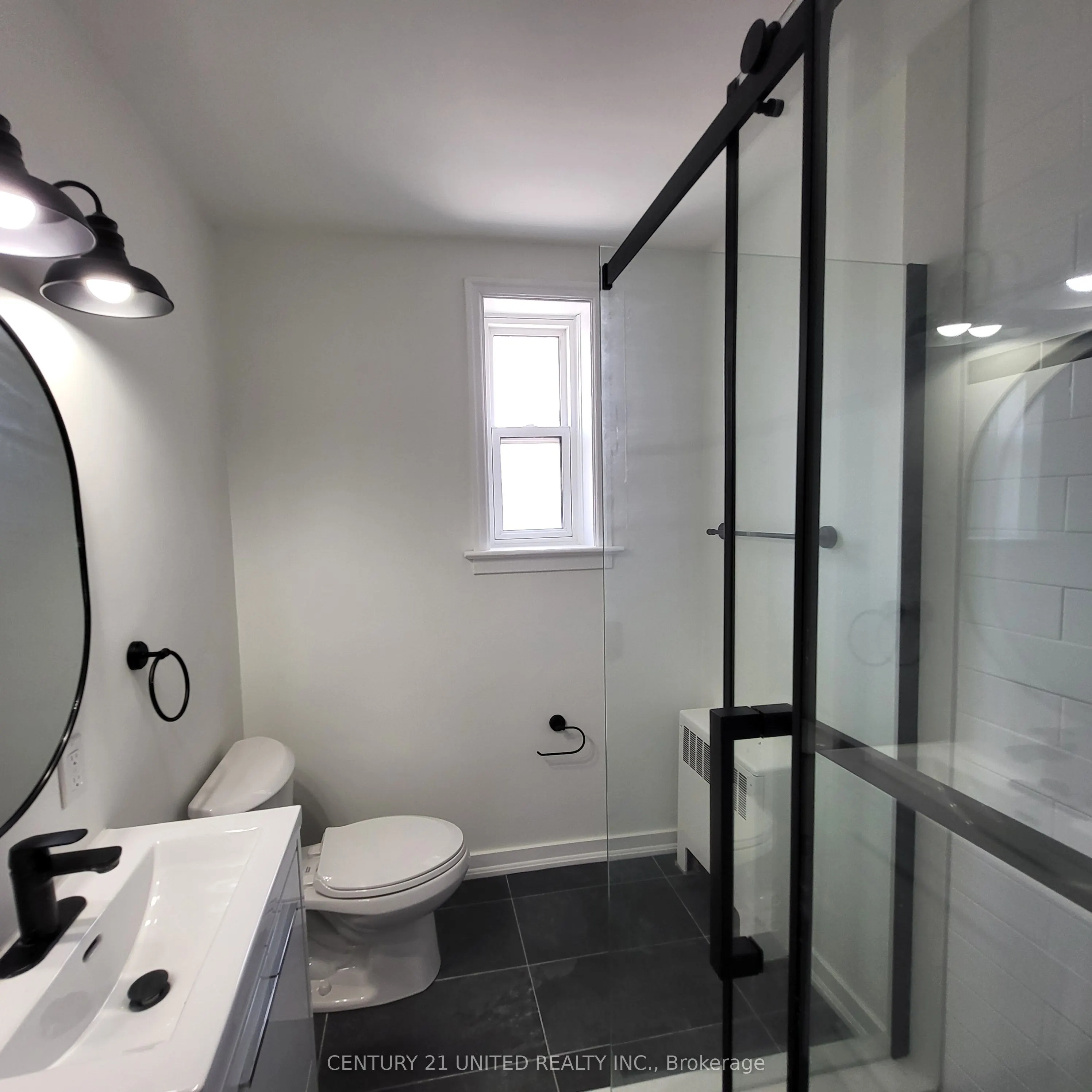 409 Chambers Street, #C