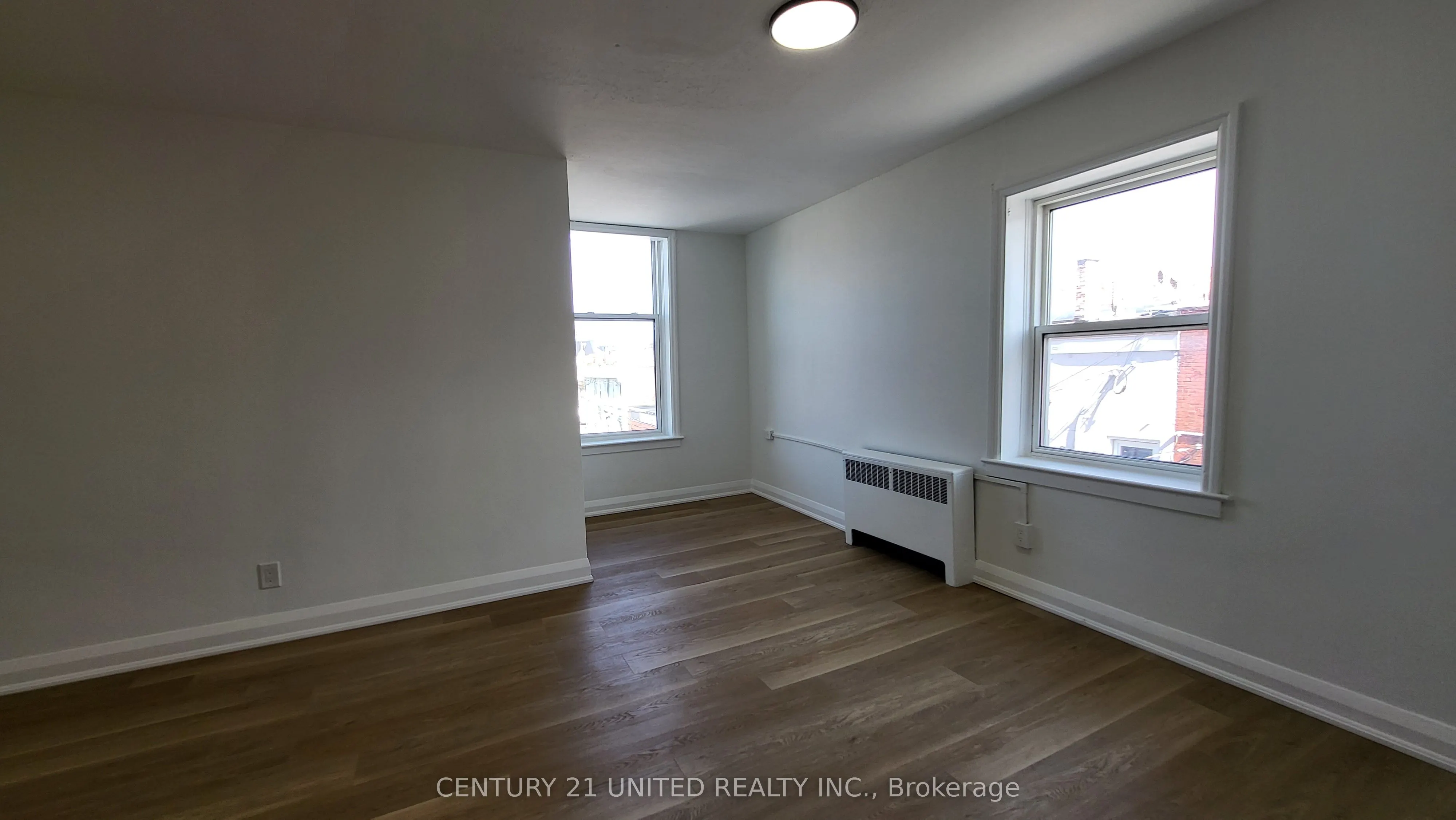 409 Chambers Street, #C