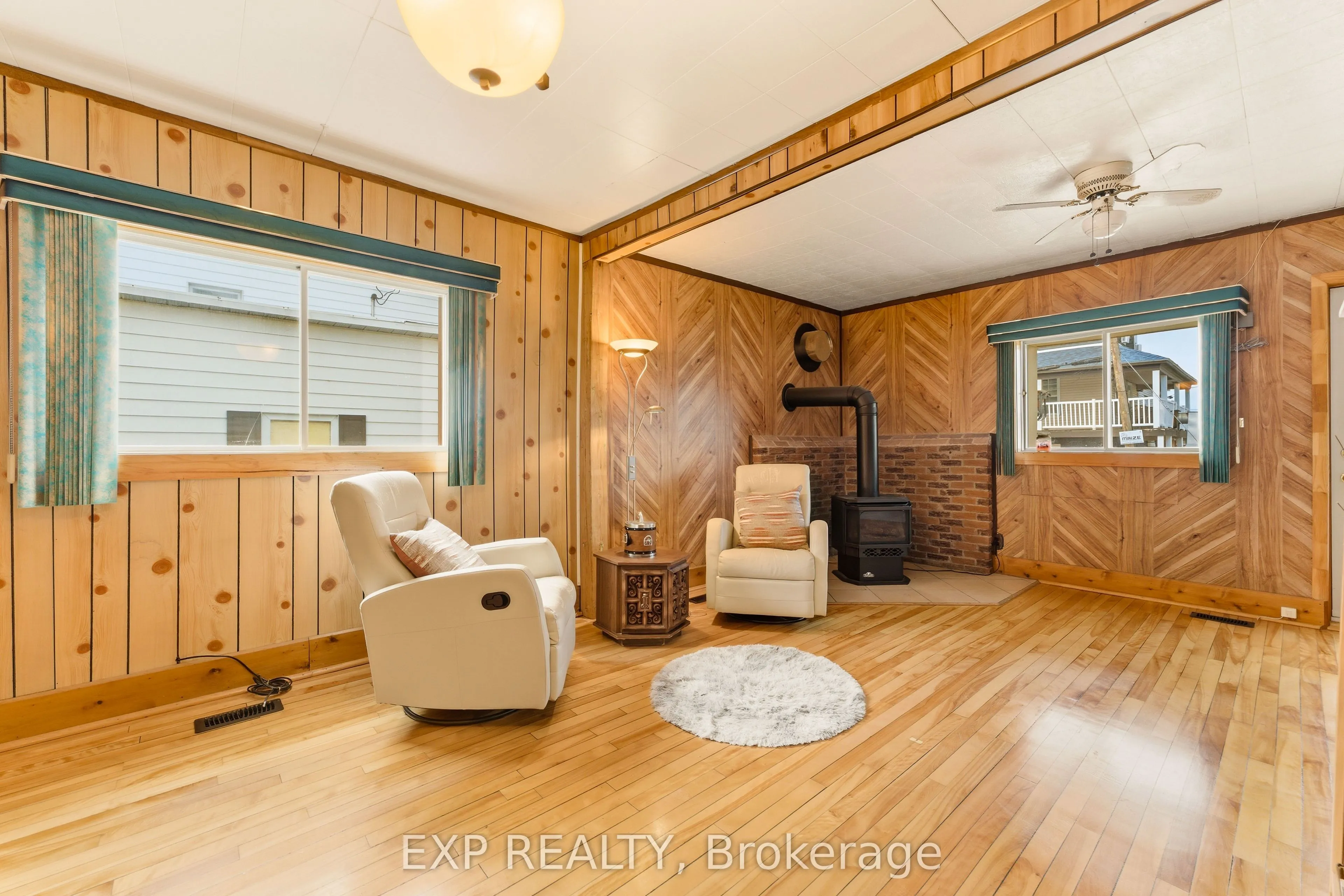 2110 Lajoie Street