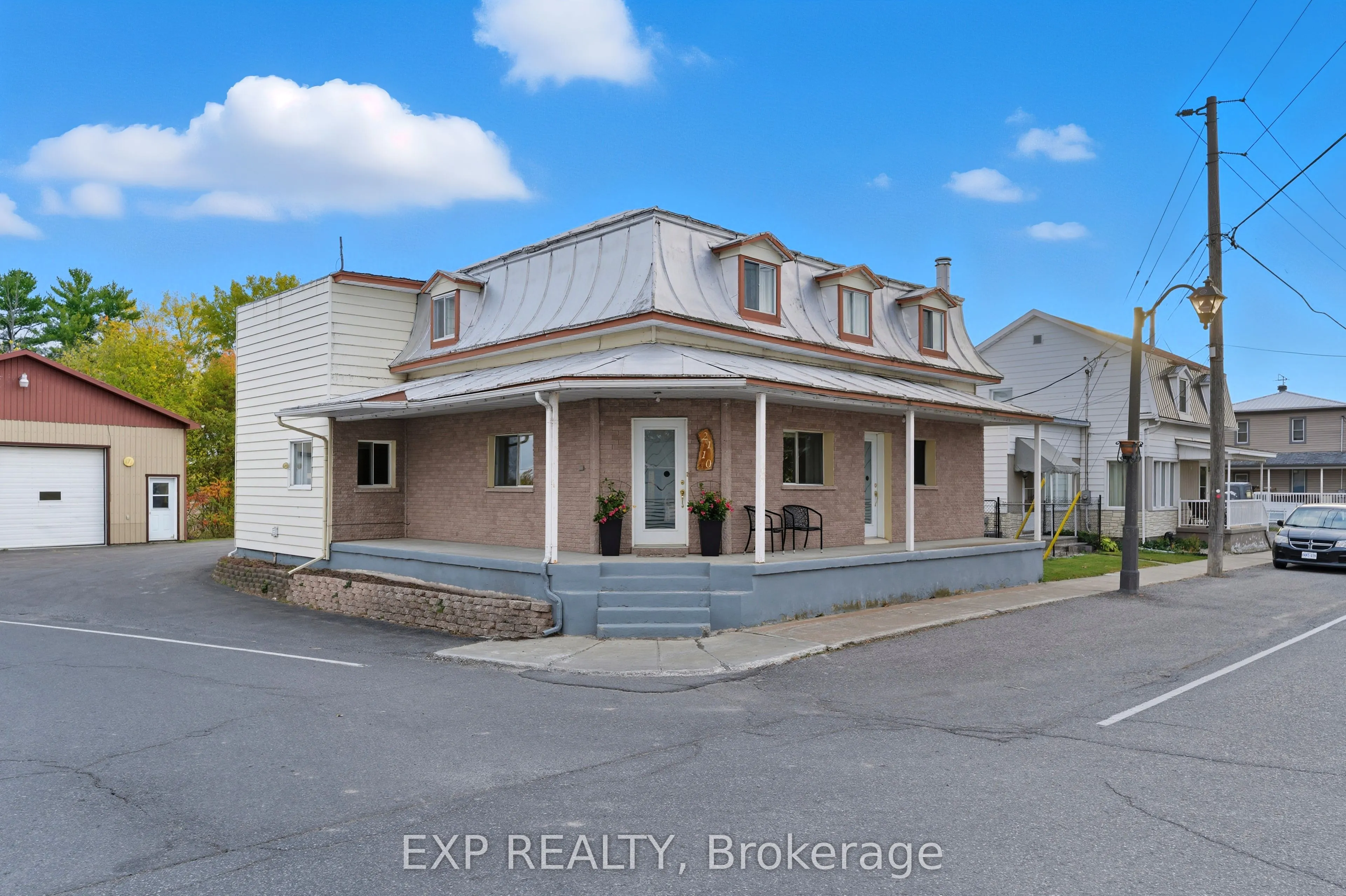 2110 Lajoie Street