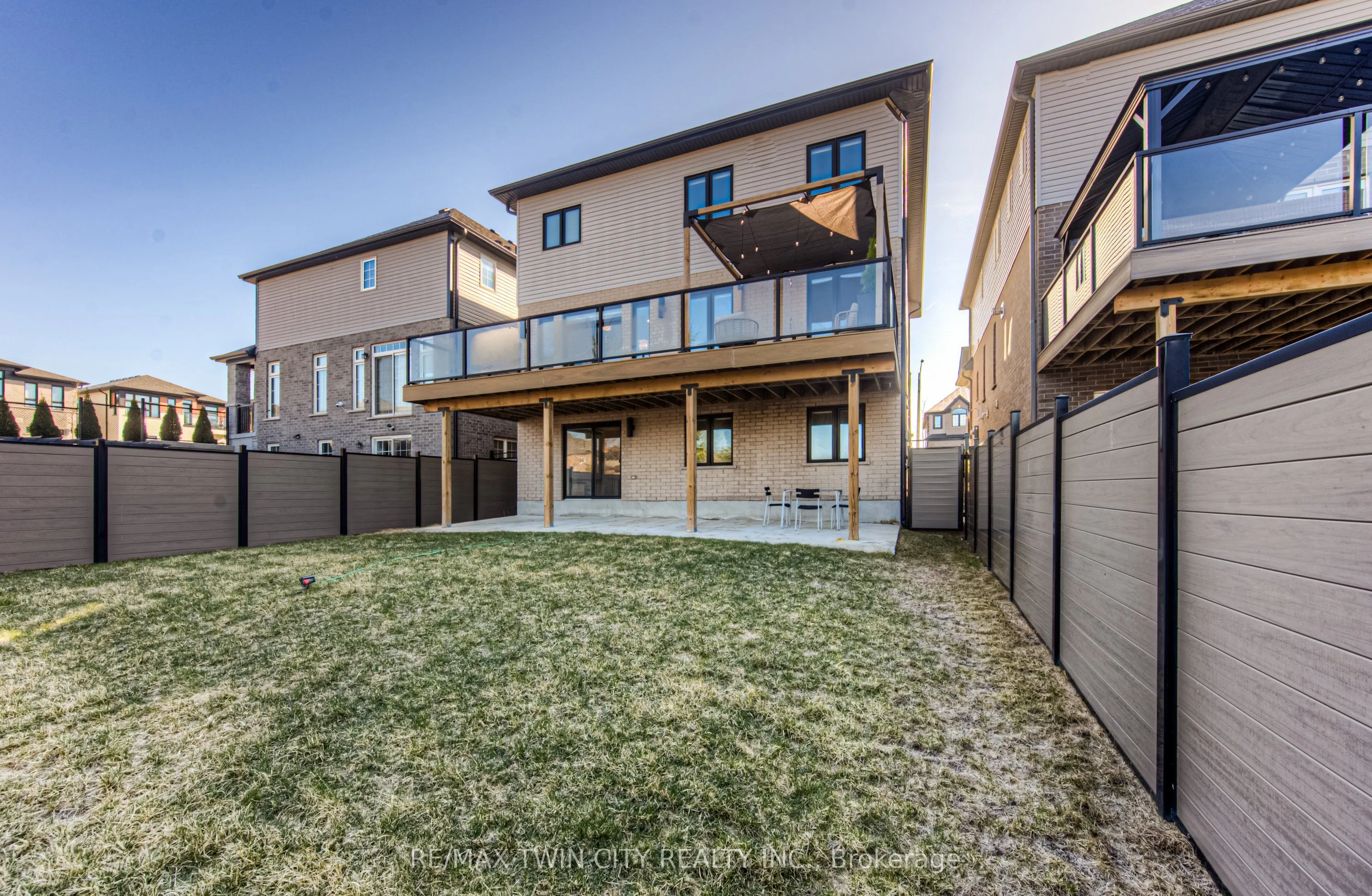 904 Thomas Pedder Court