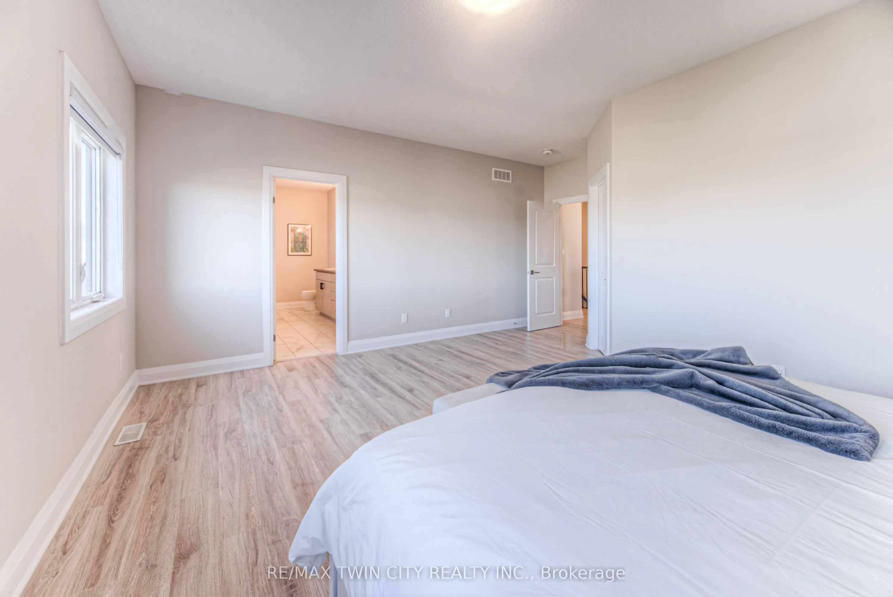 904 Thomas Pedder Court