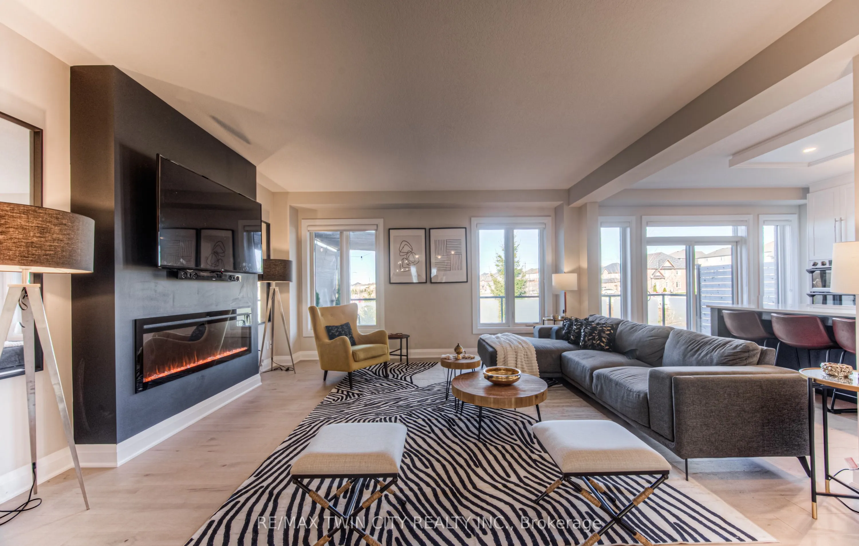 904 Thomas Pedder Court