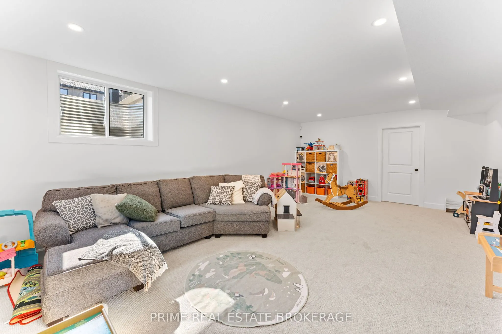 1969 Buroak Crescent