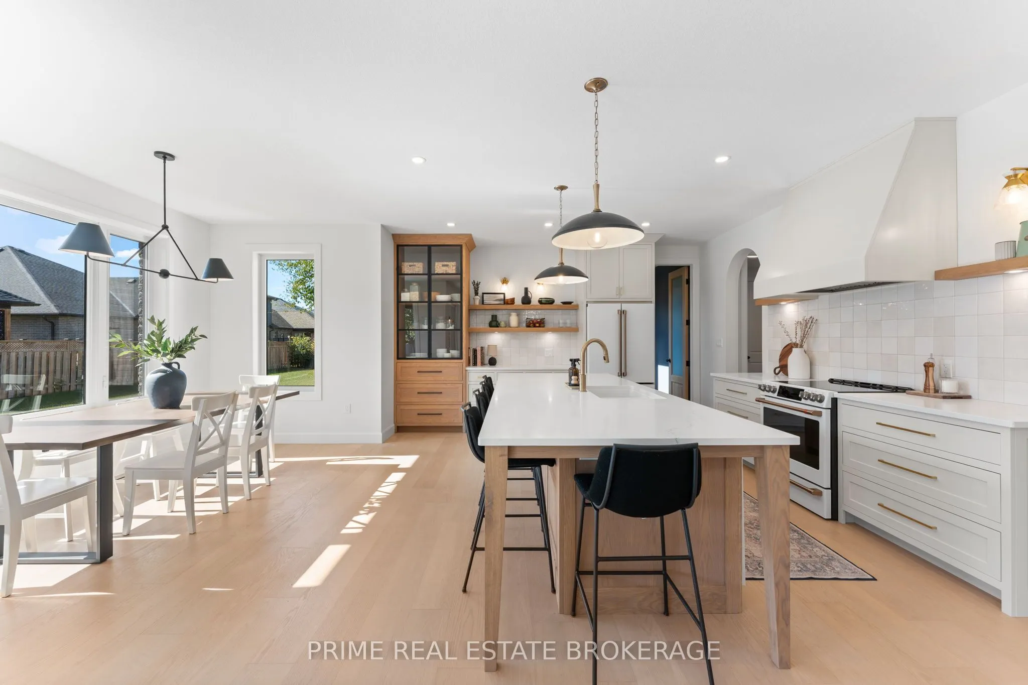 1969 Buroak Crescent