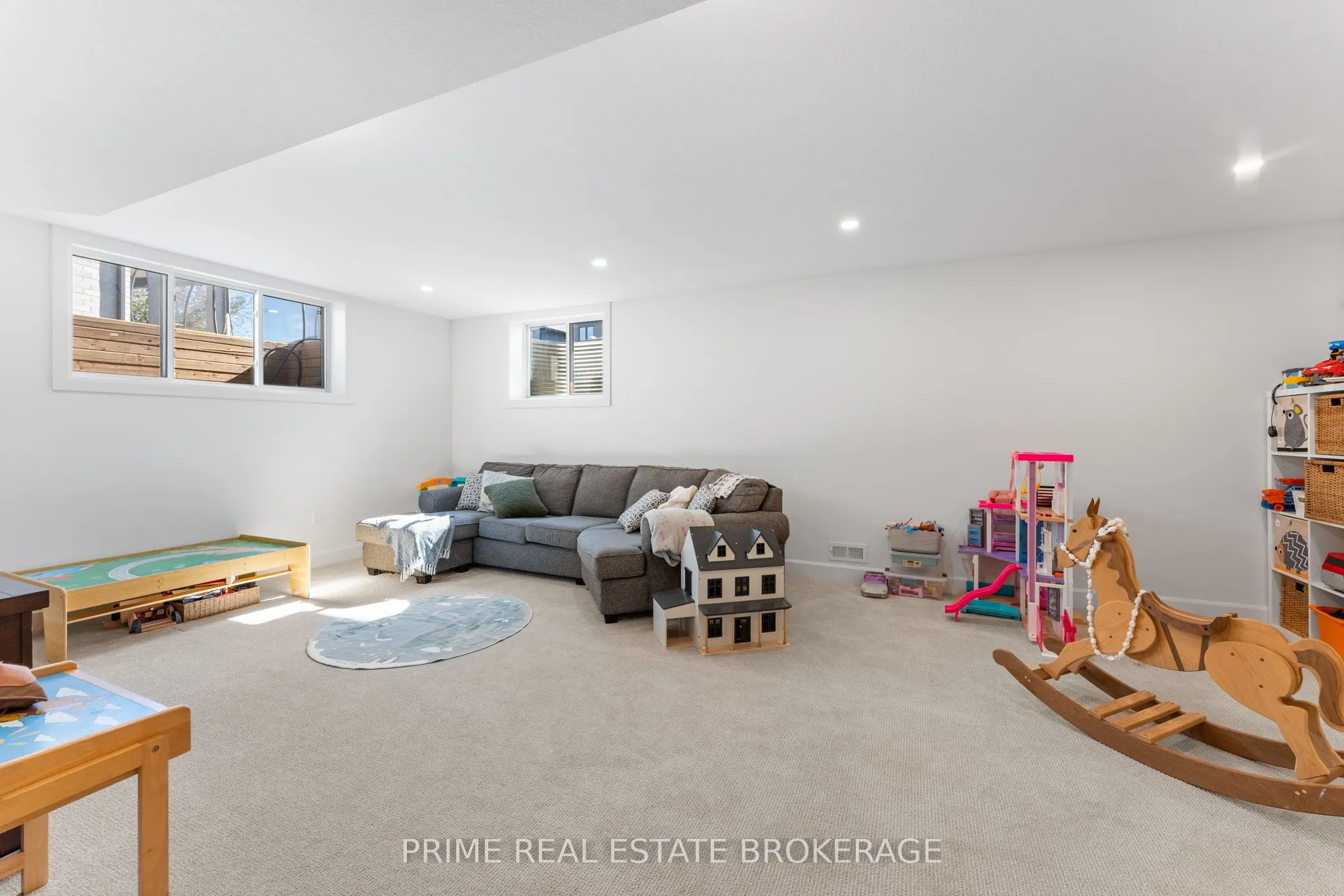 1969 Buroak Crescent