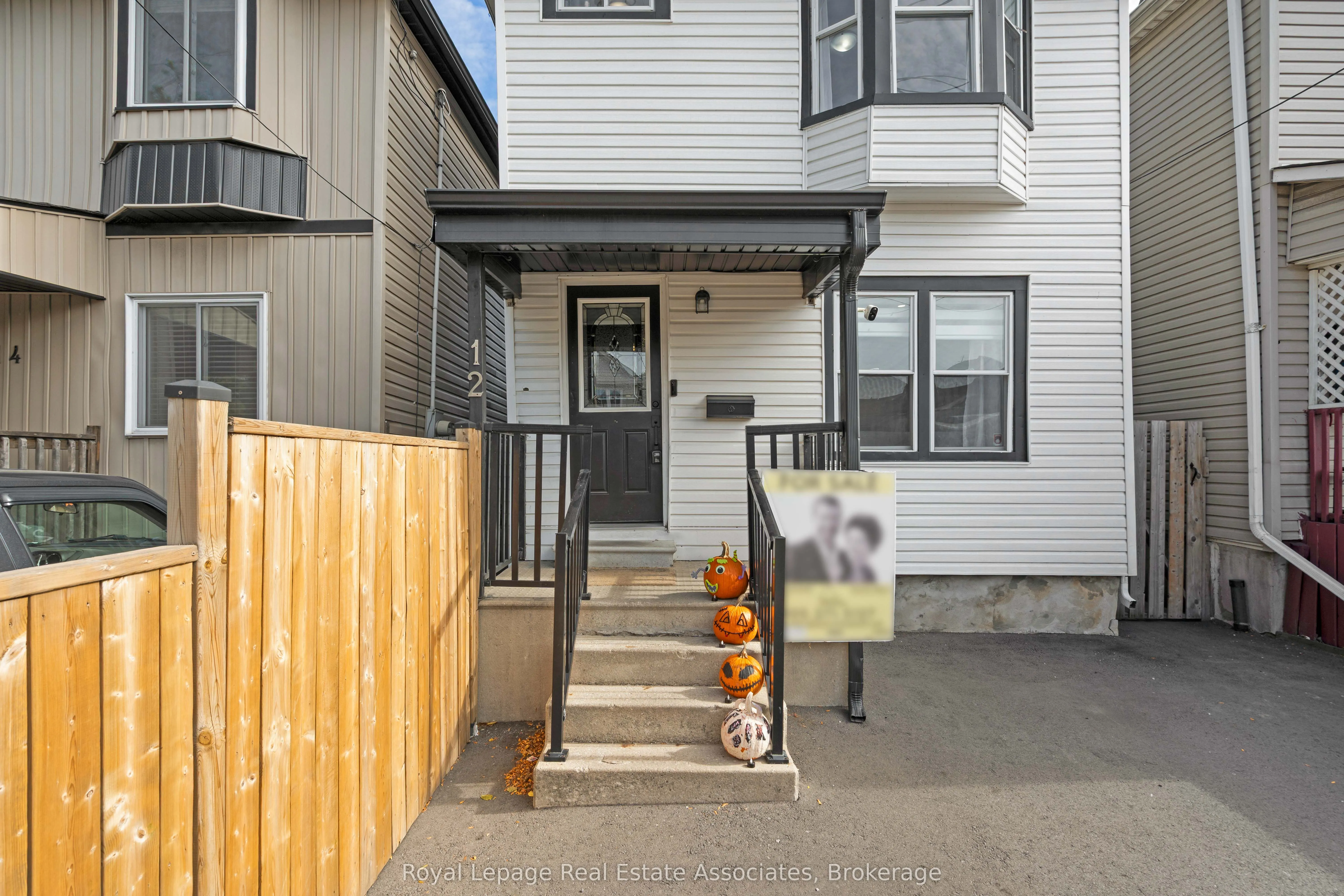 12 Lincoln Street