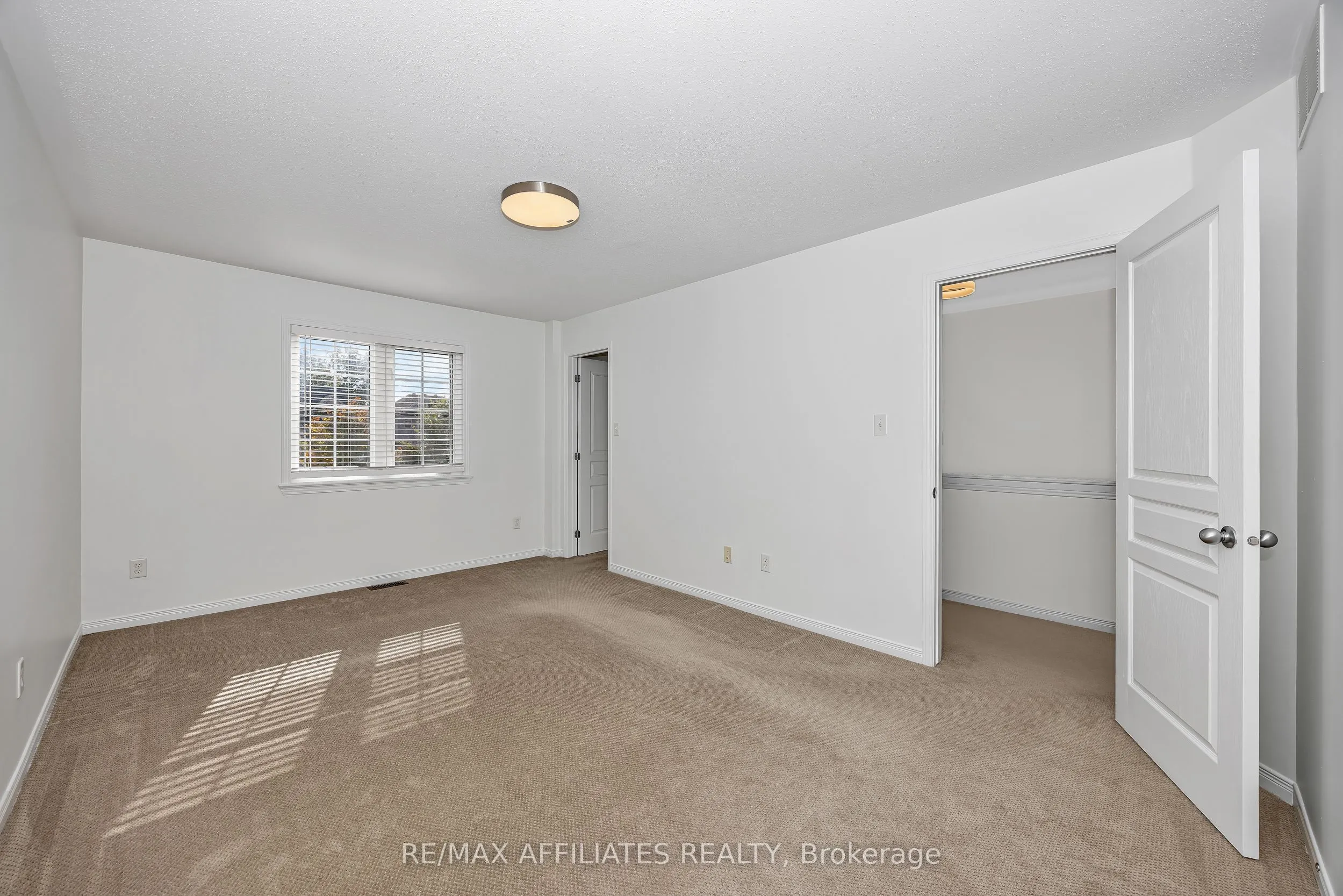 17 Kirkstone Private E