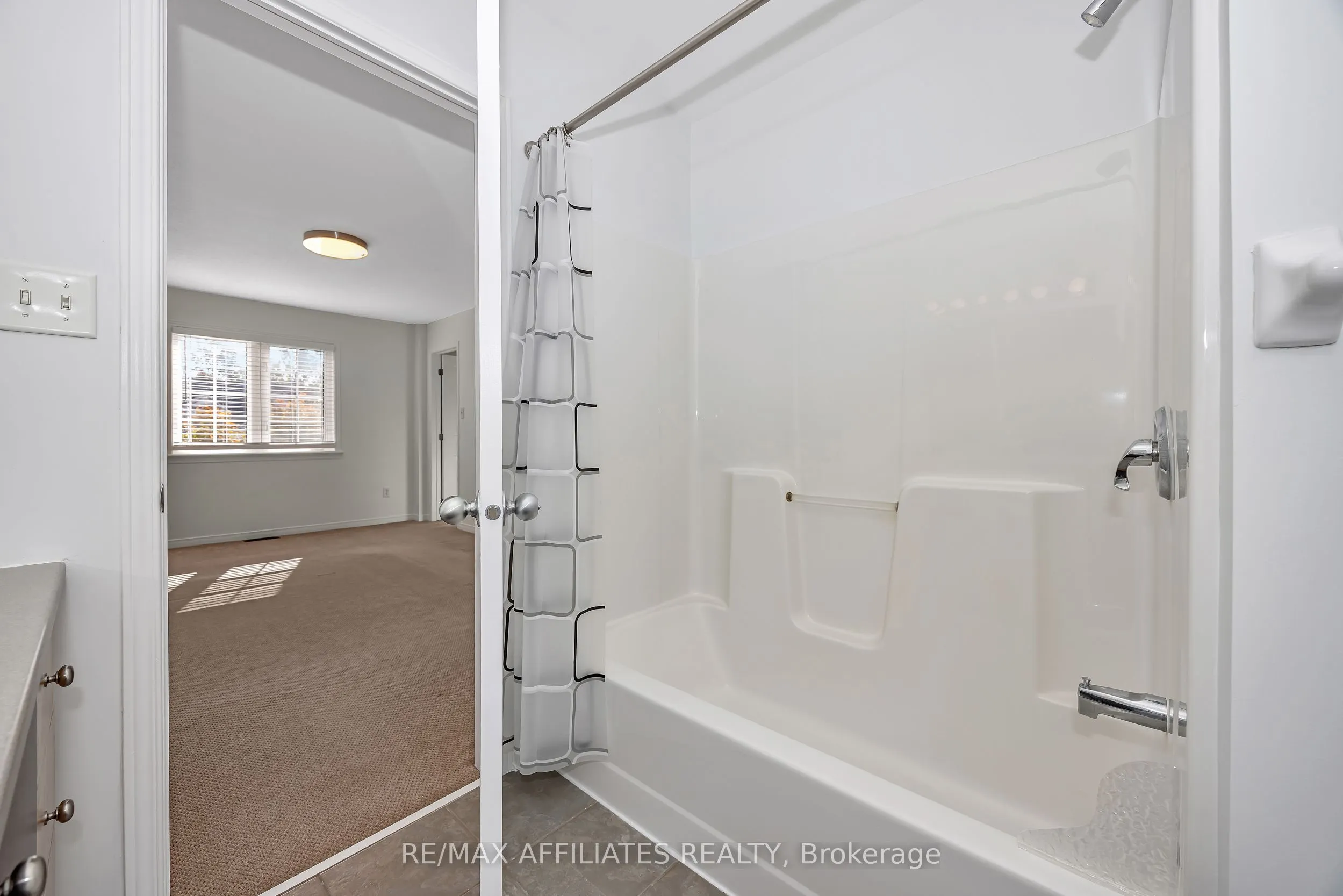 17 Kirkstone Private E
