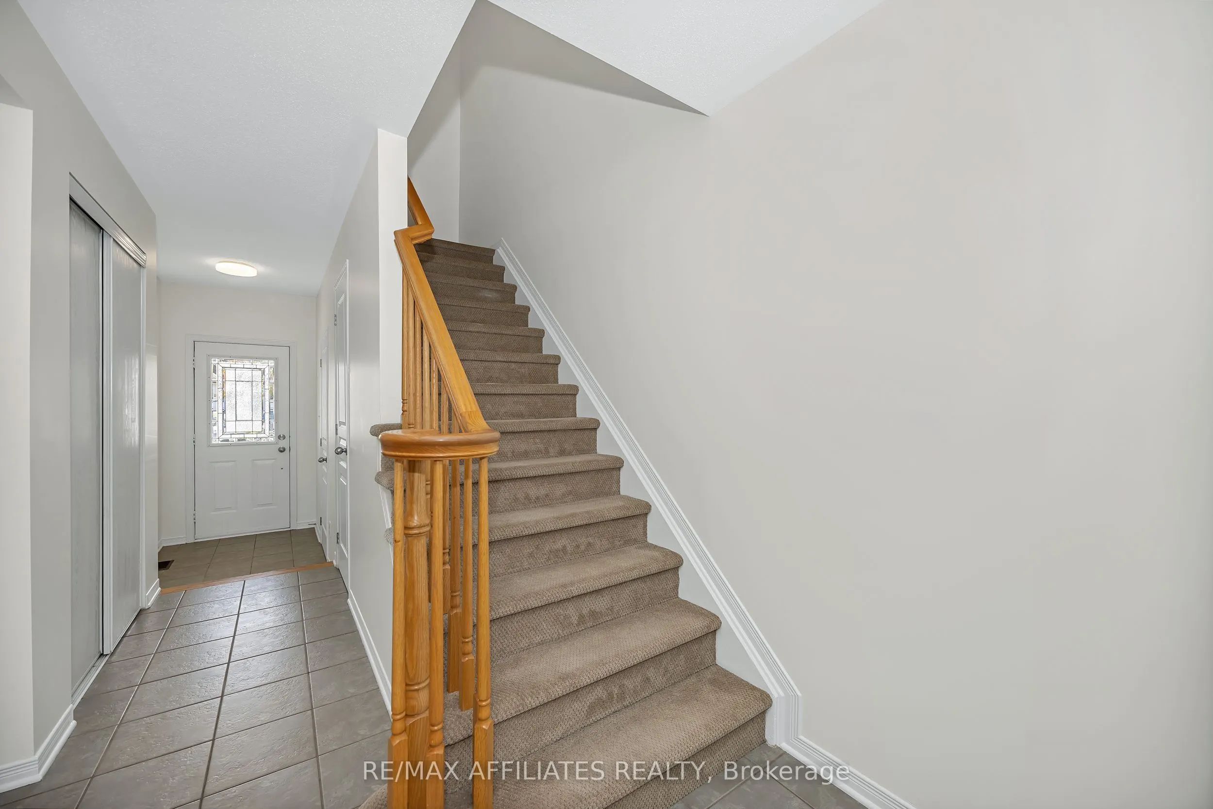 17 Kirkstone Private E