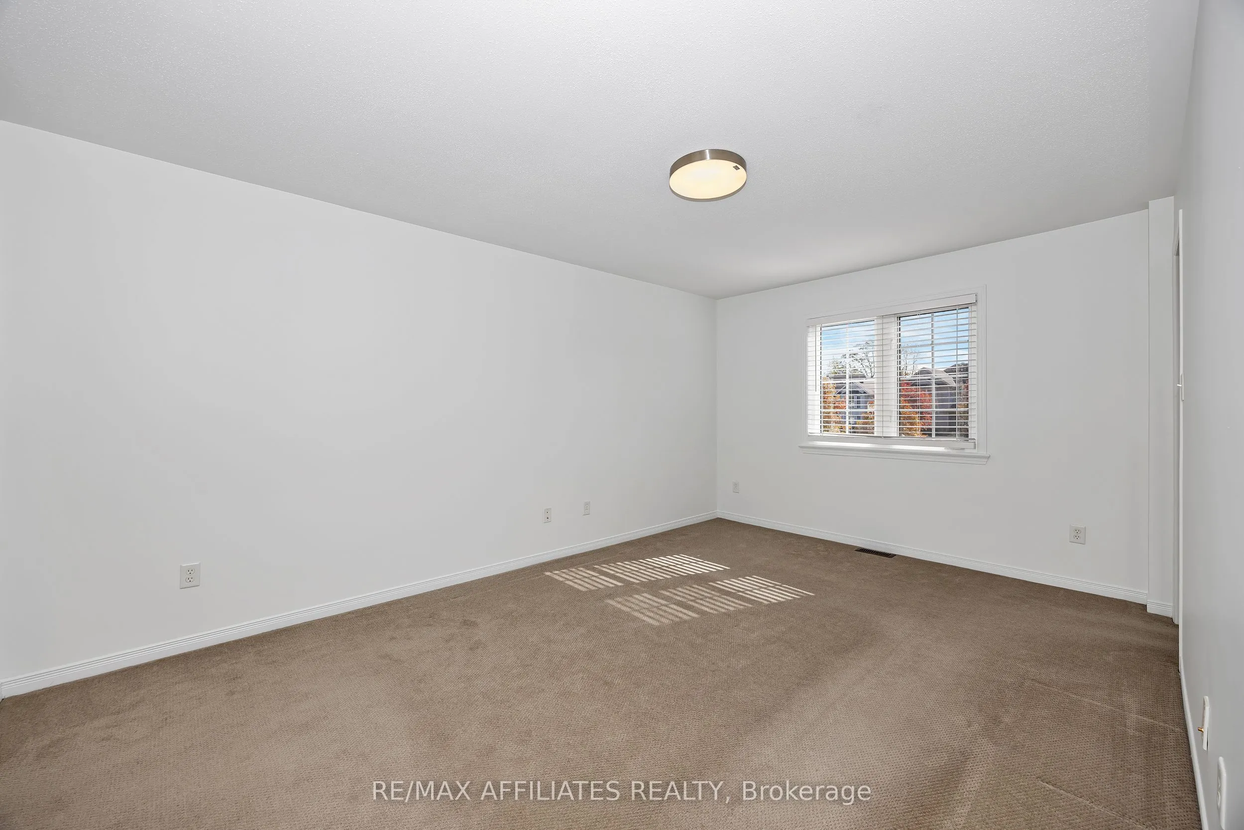 17 Kirkstone Private E