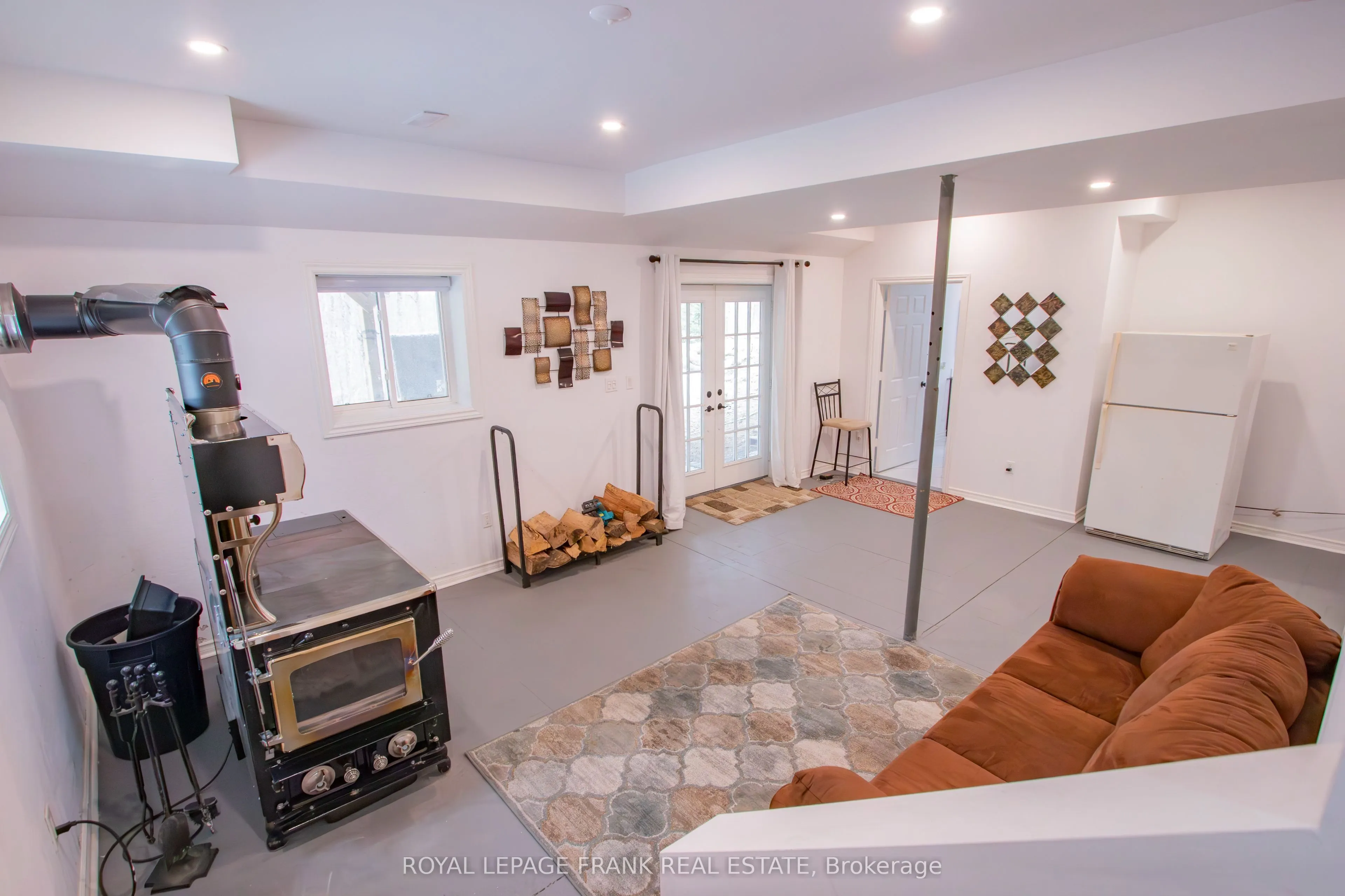 1097 Cheddar Road
