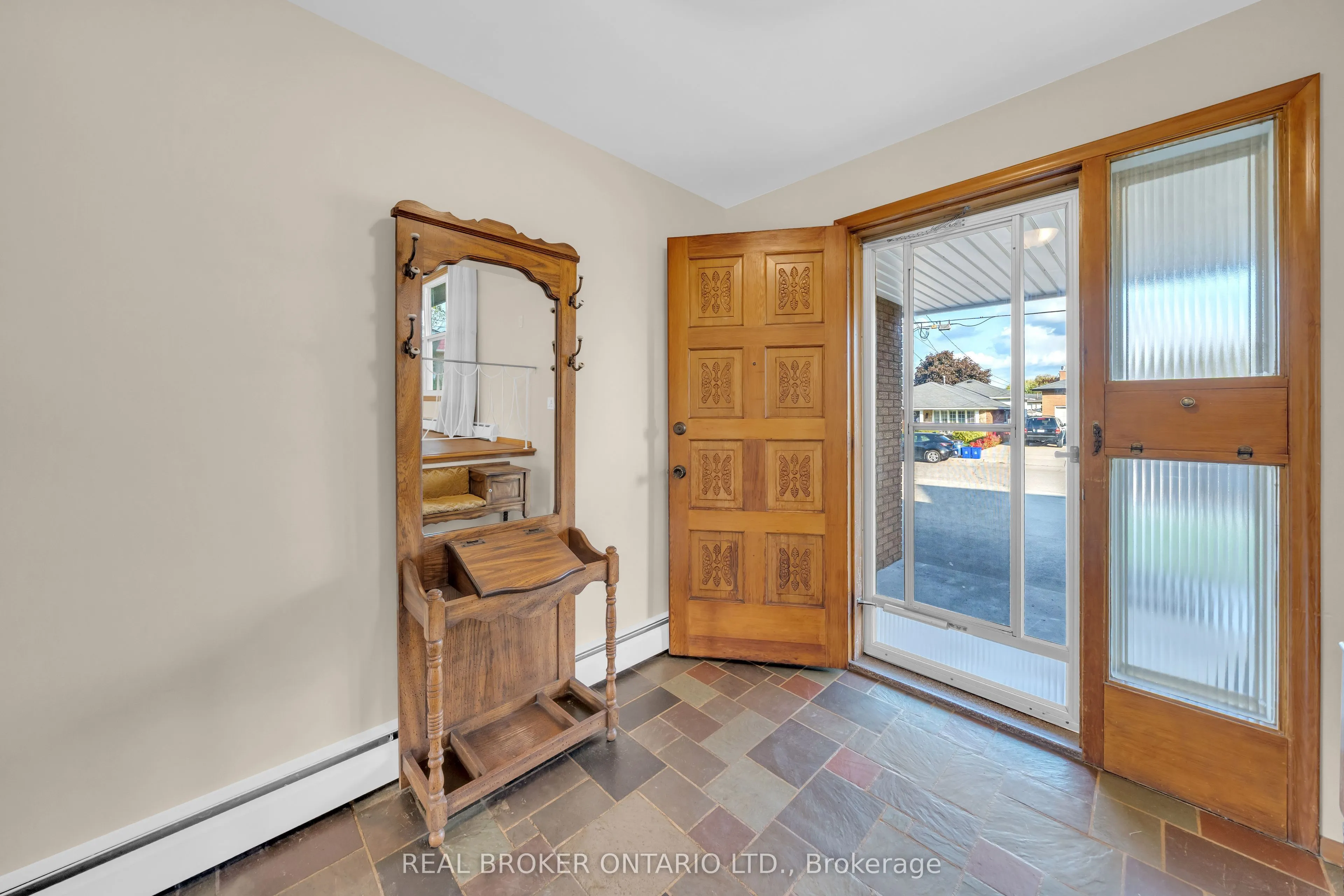 132 Greeningdon Drive