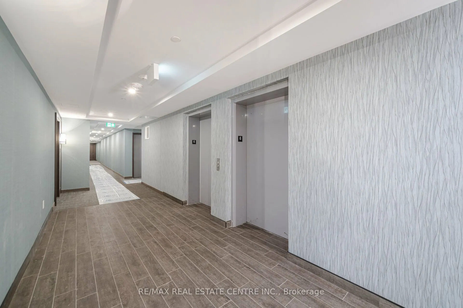 470 Dundas Street E, #329