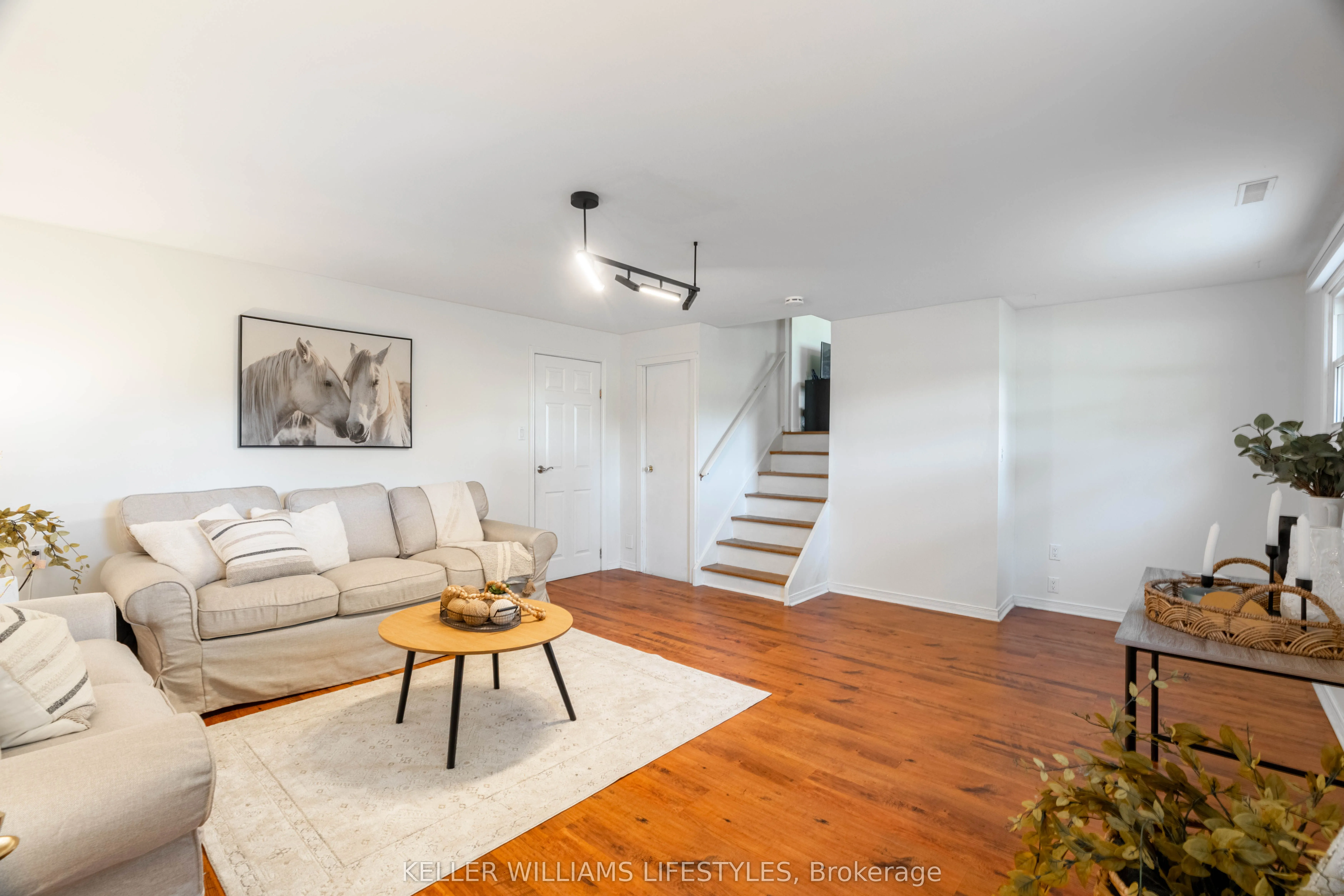 8749 Longwoods Road
