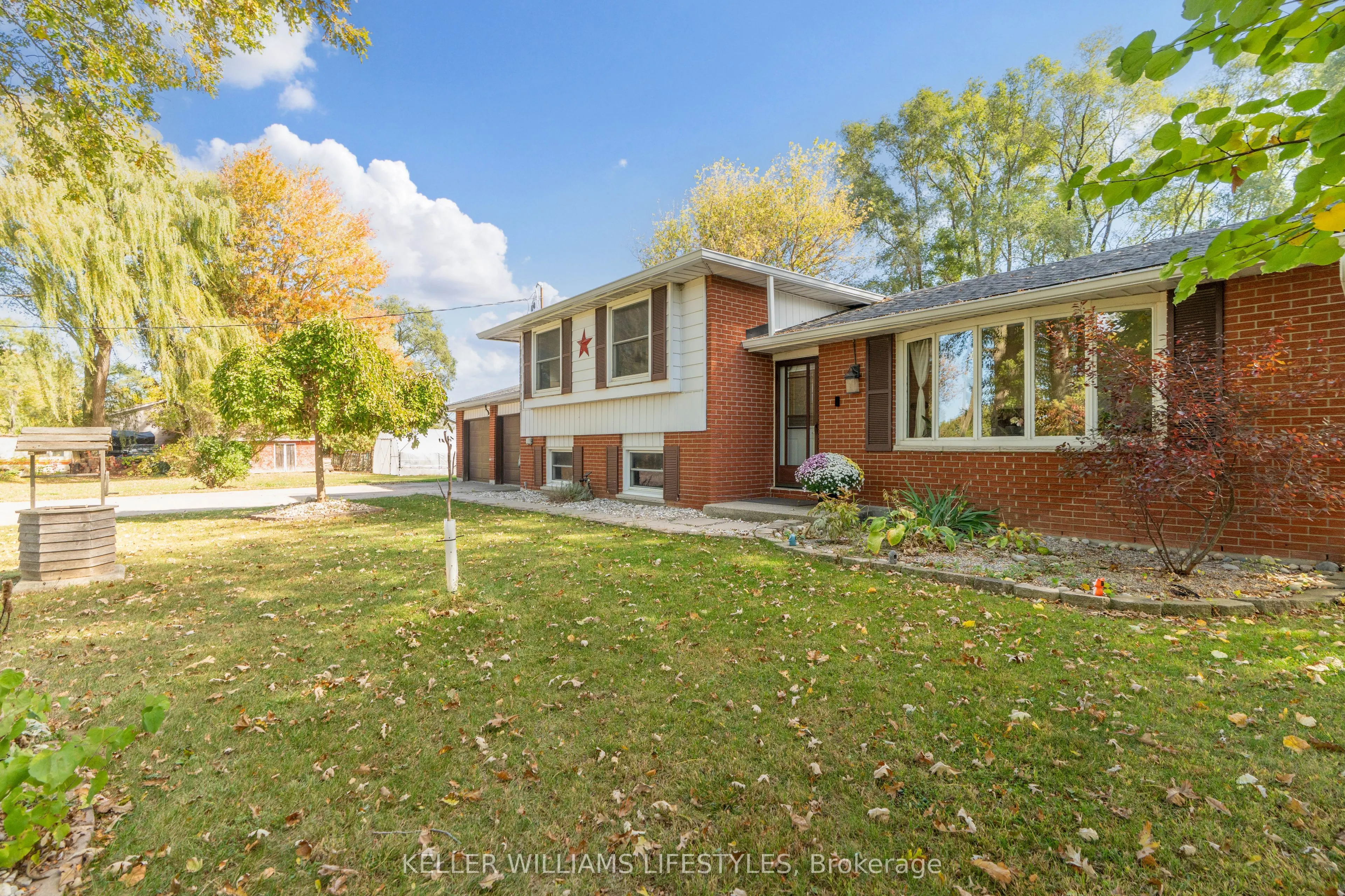 8749 Longwoods Road