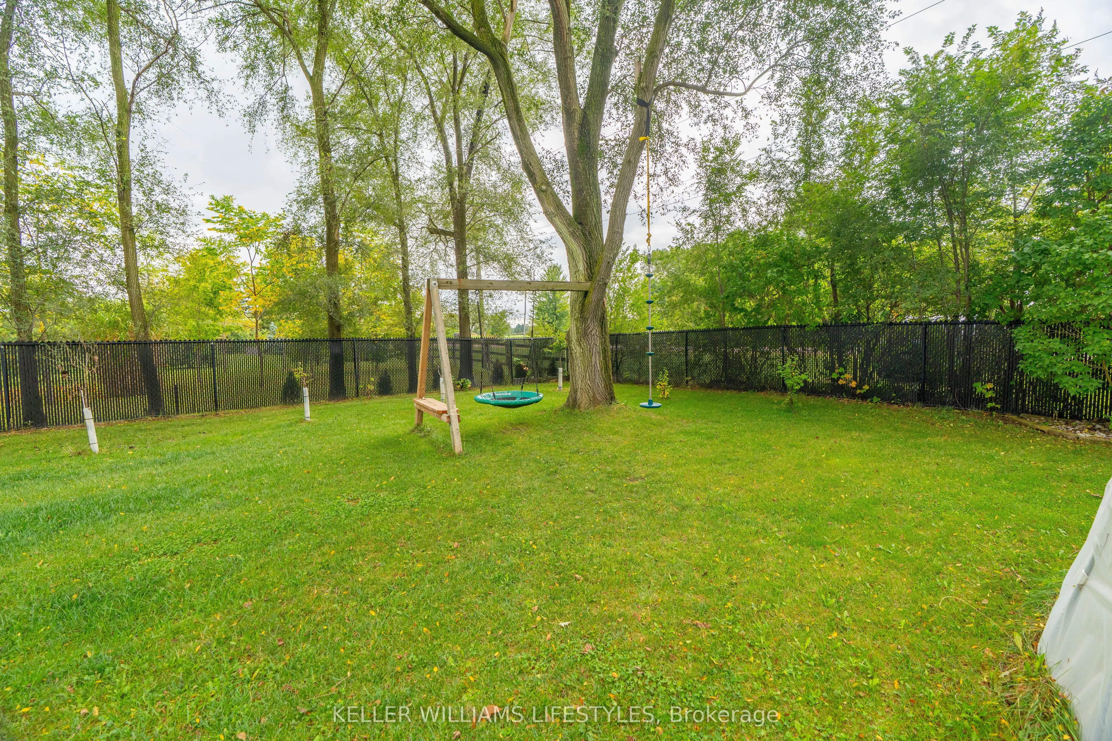8749 Longwoods Road