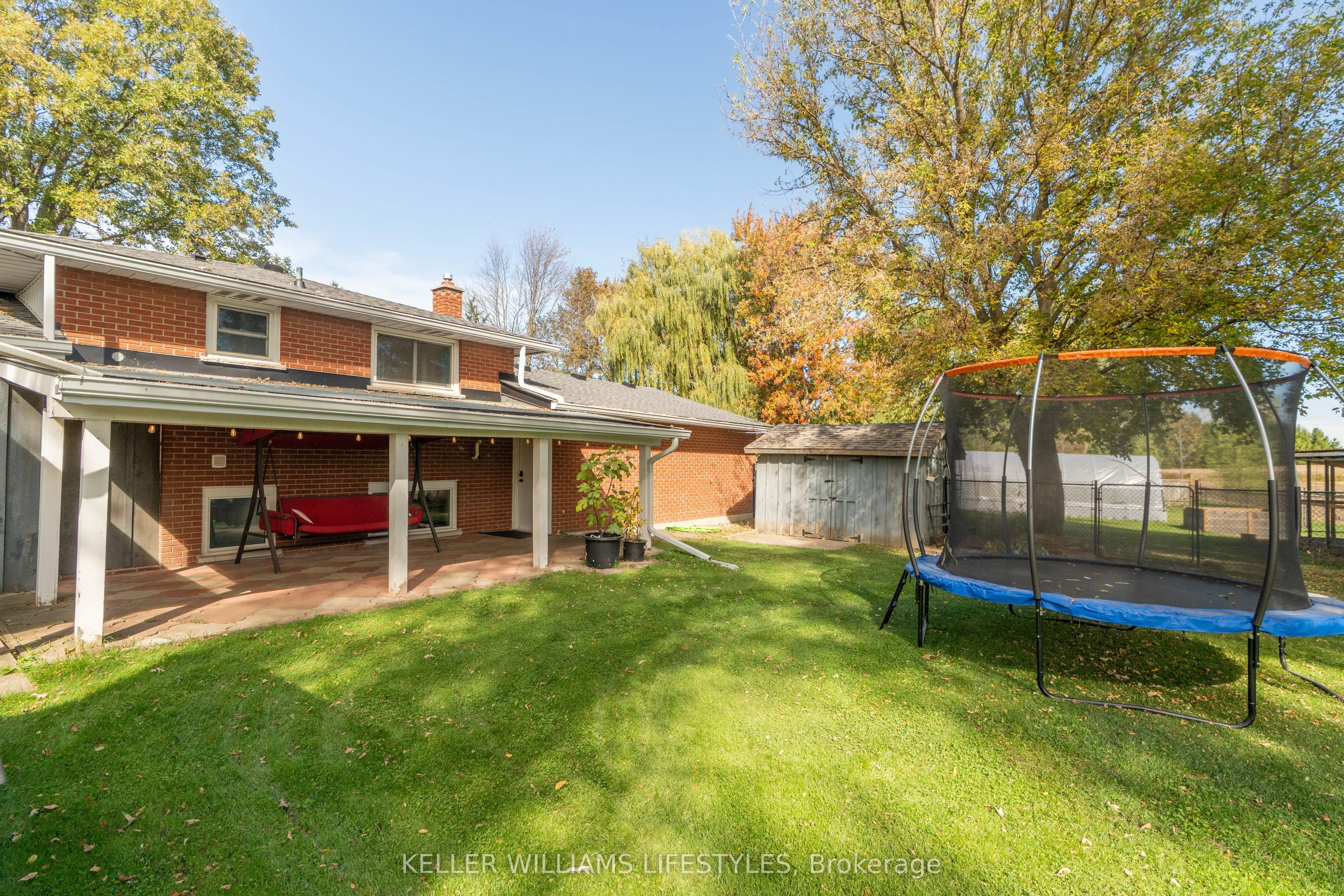 8749 Longwoods Road