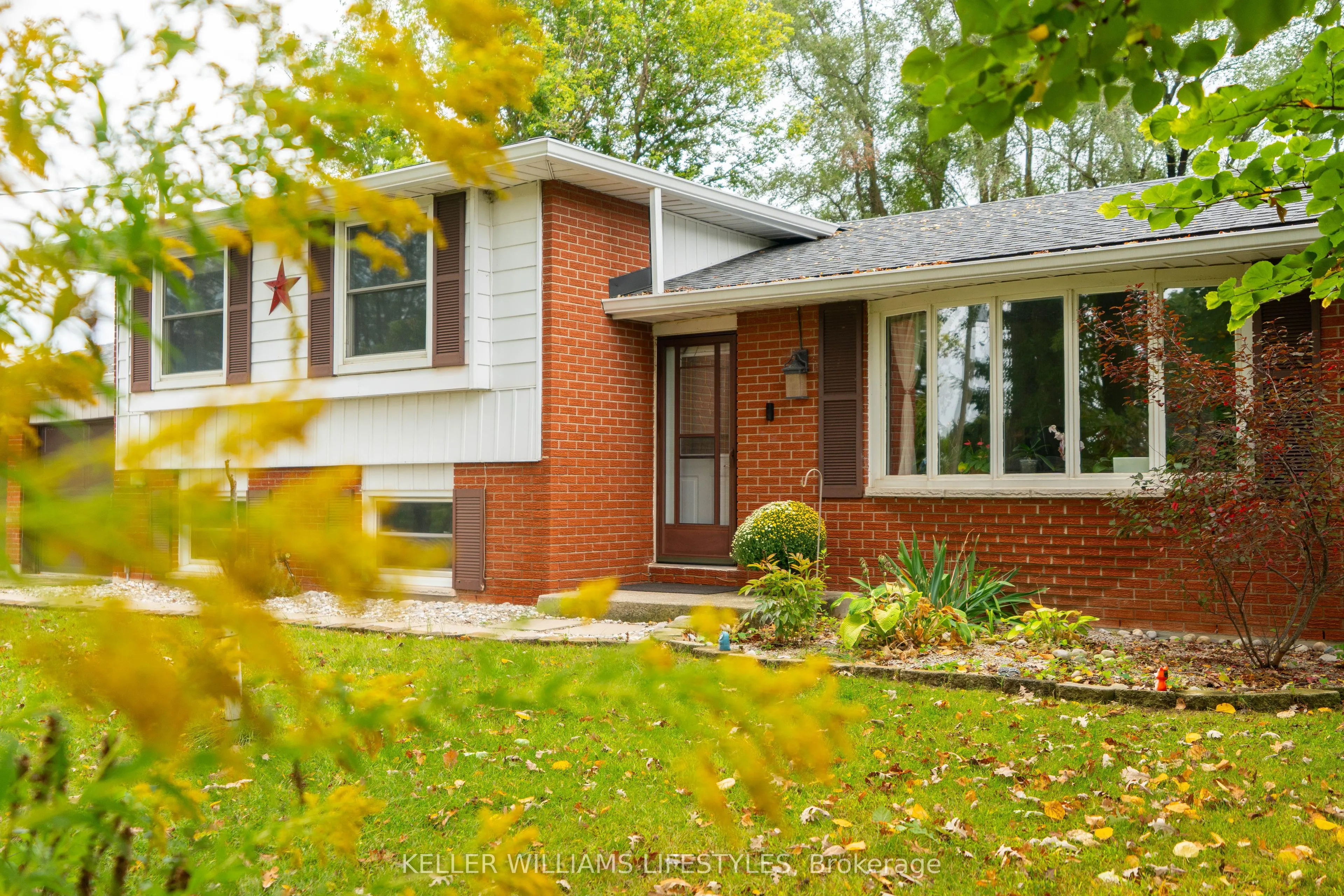 8749 Longwoods Road