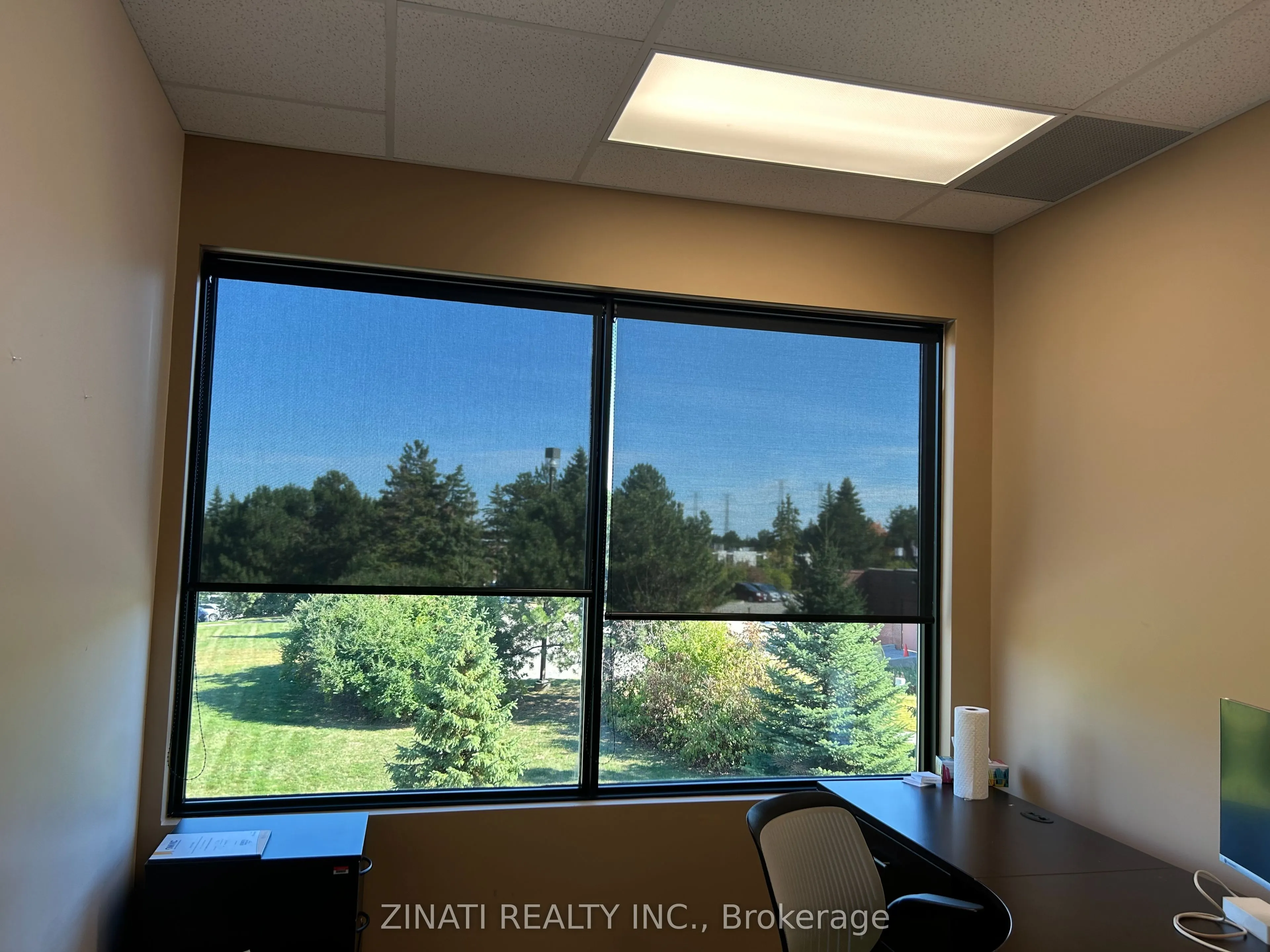 2310 St. Laurent Boulevard, #316