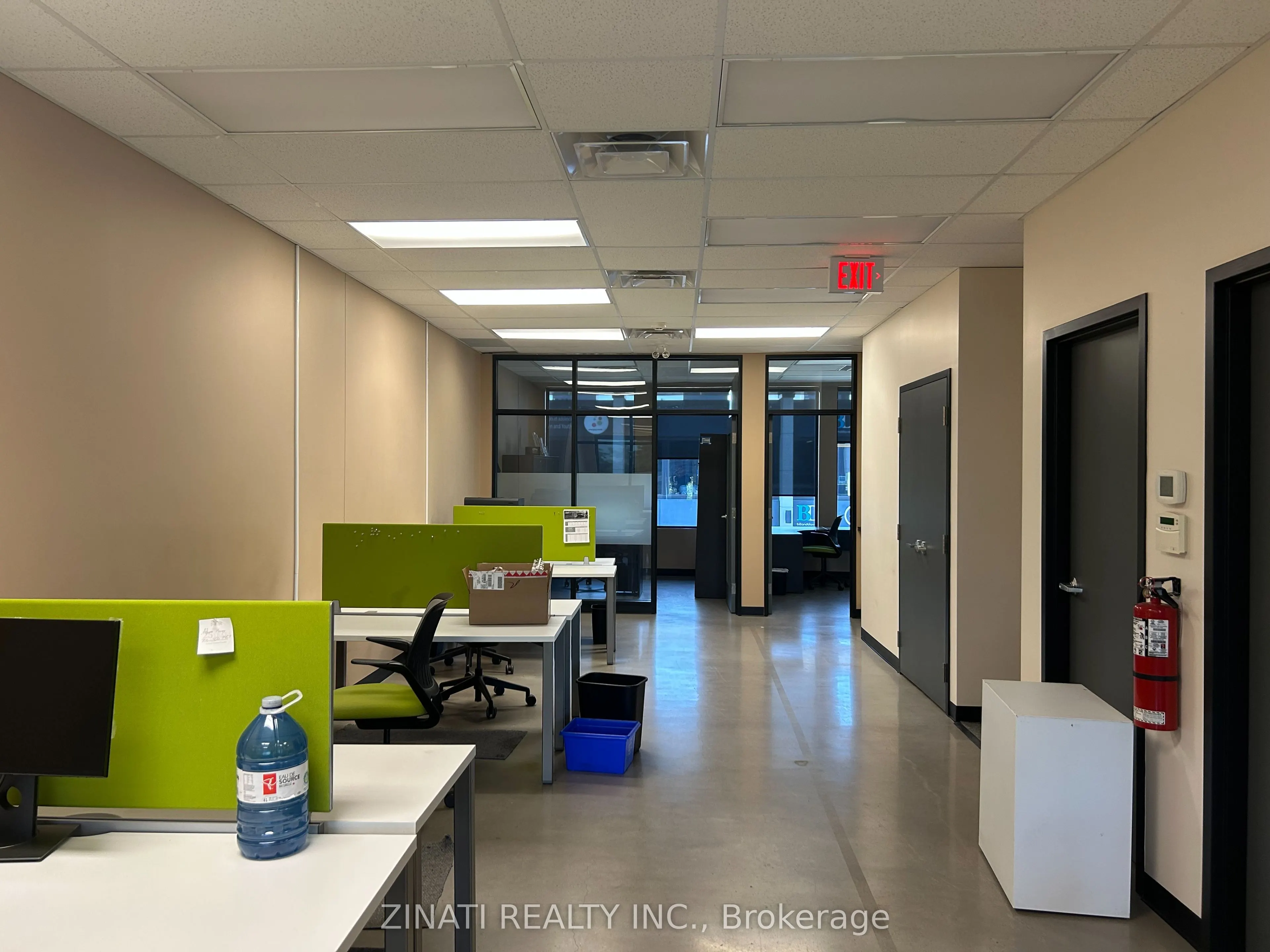 2310 St. Laurent Boulevard, #316