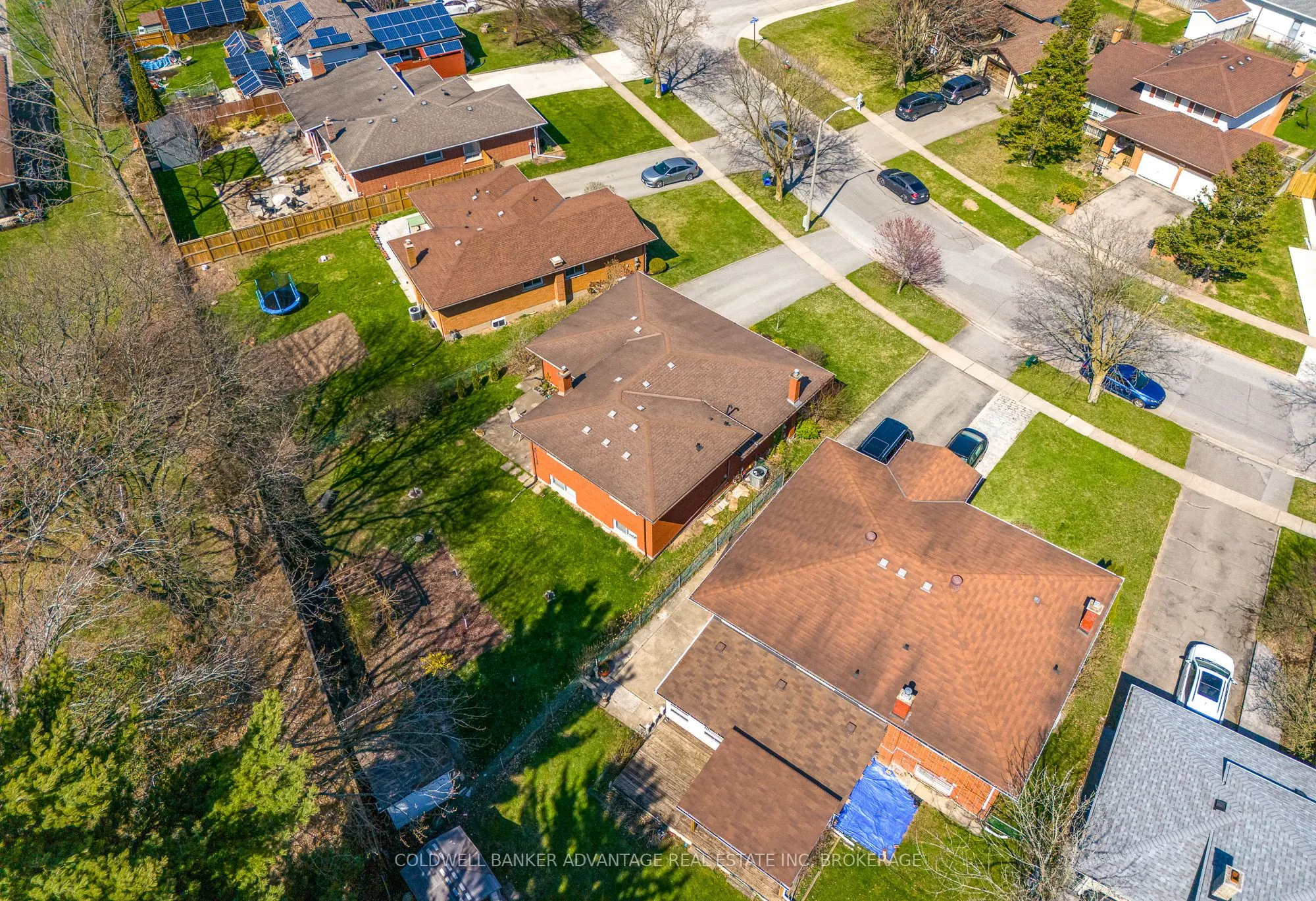 6808 Corwin Crescent