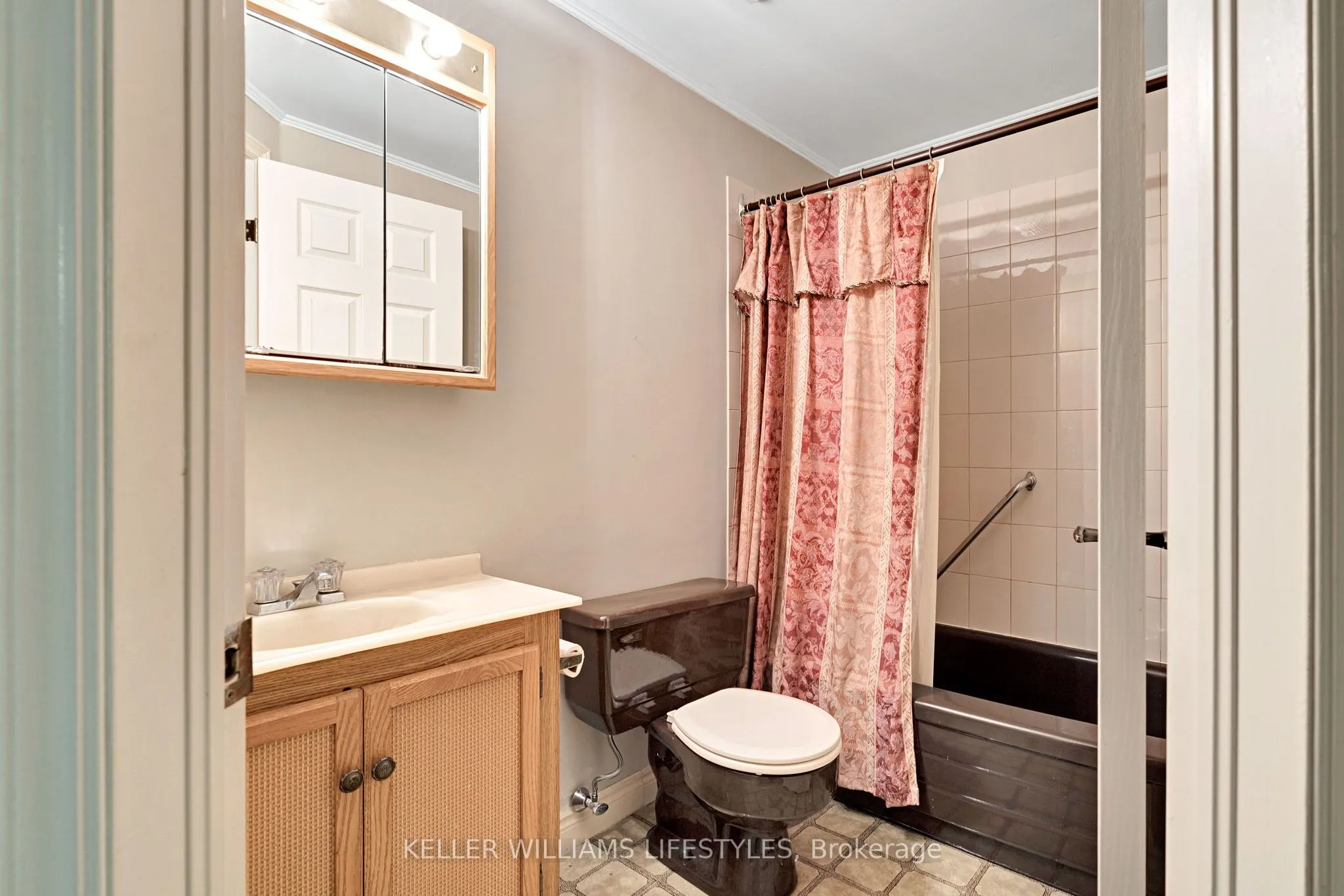 163 Pine Valley Drive, #28