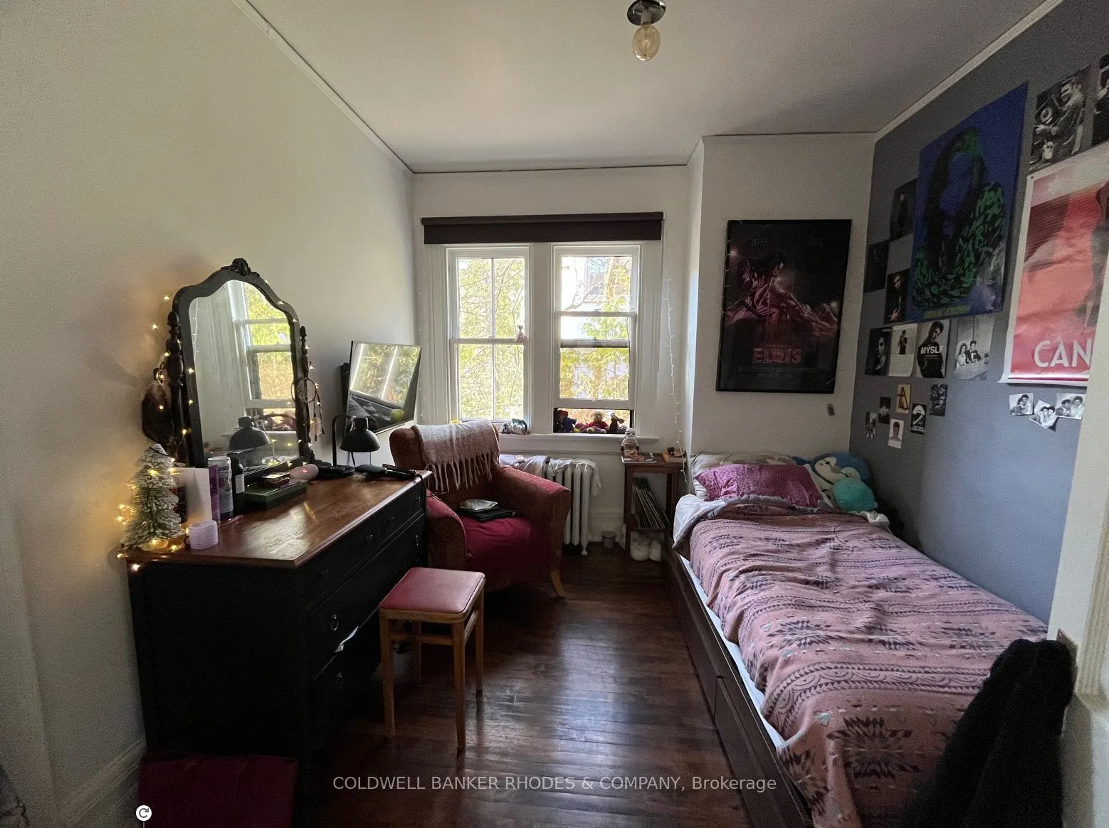 8 1/2 Range Road, #Unit #1 on 2nd floor