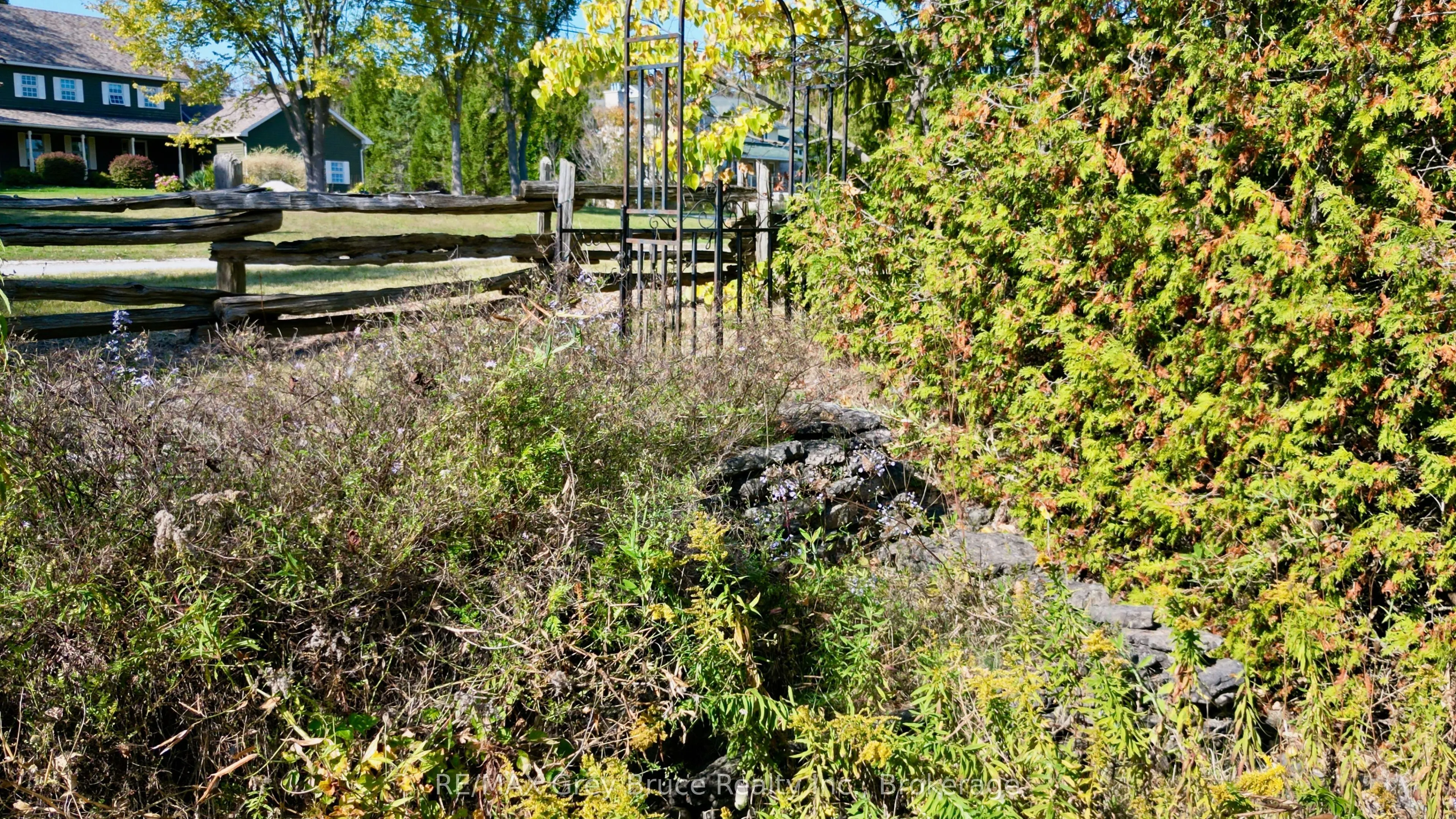248 Isthmus Bay Road