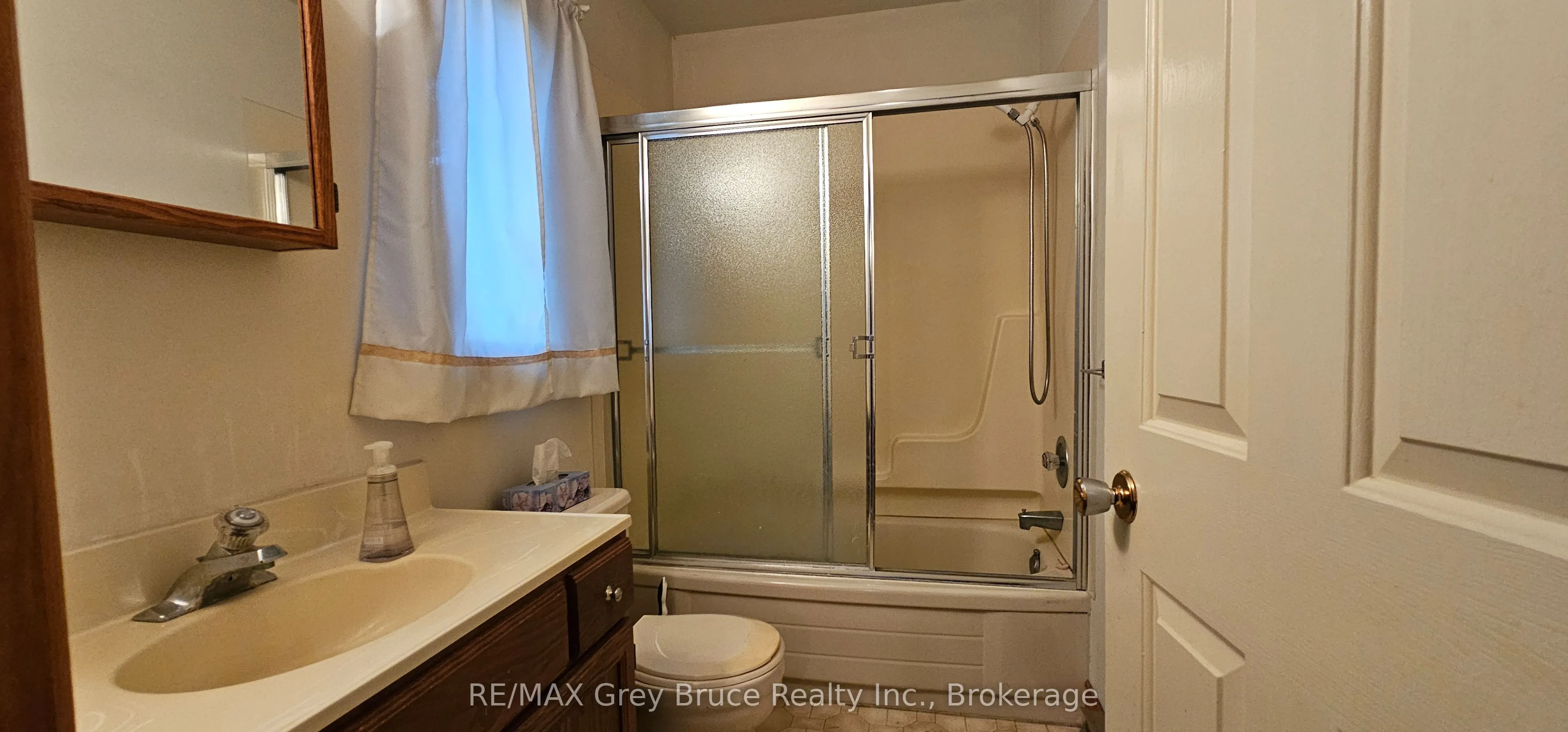 248 Isthmus Bay Road