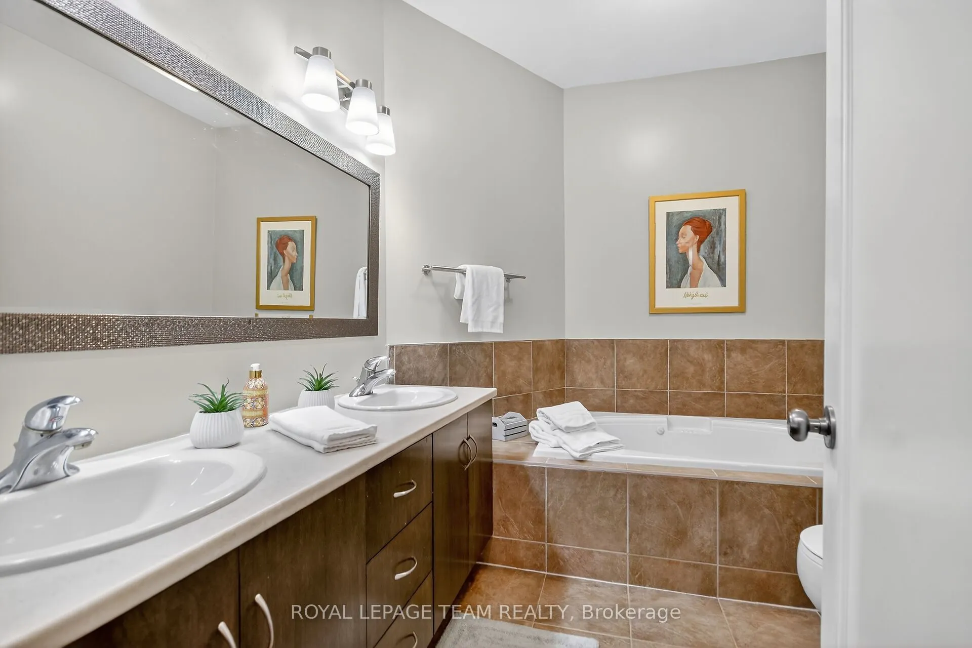 46 Turtle Point Private