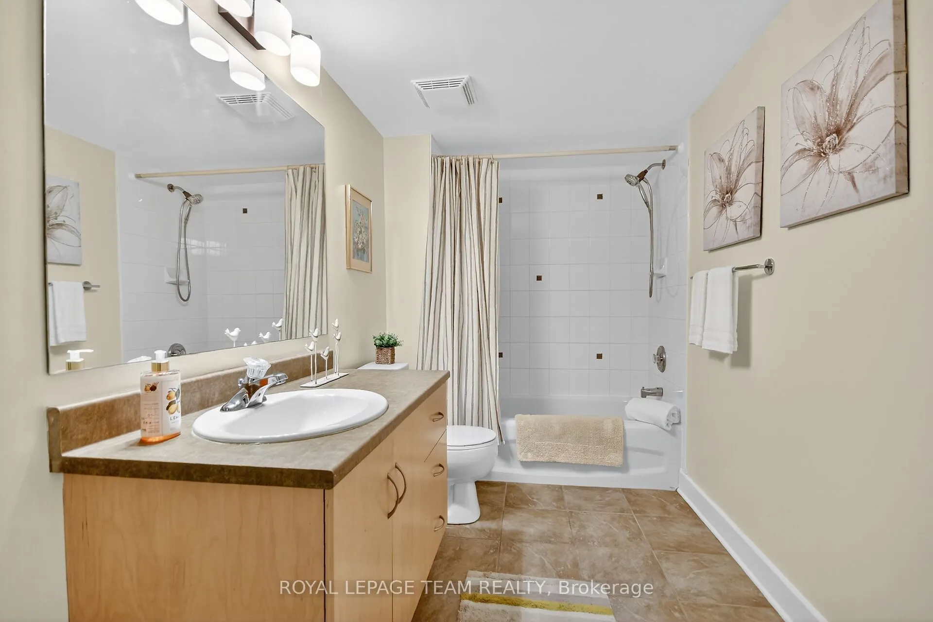 46 Turtle Point Private