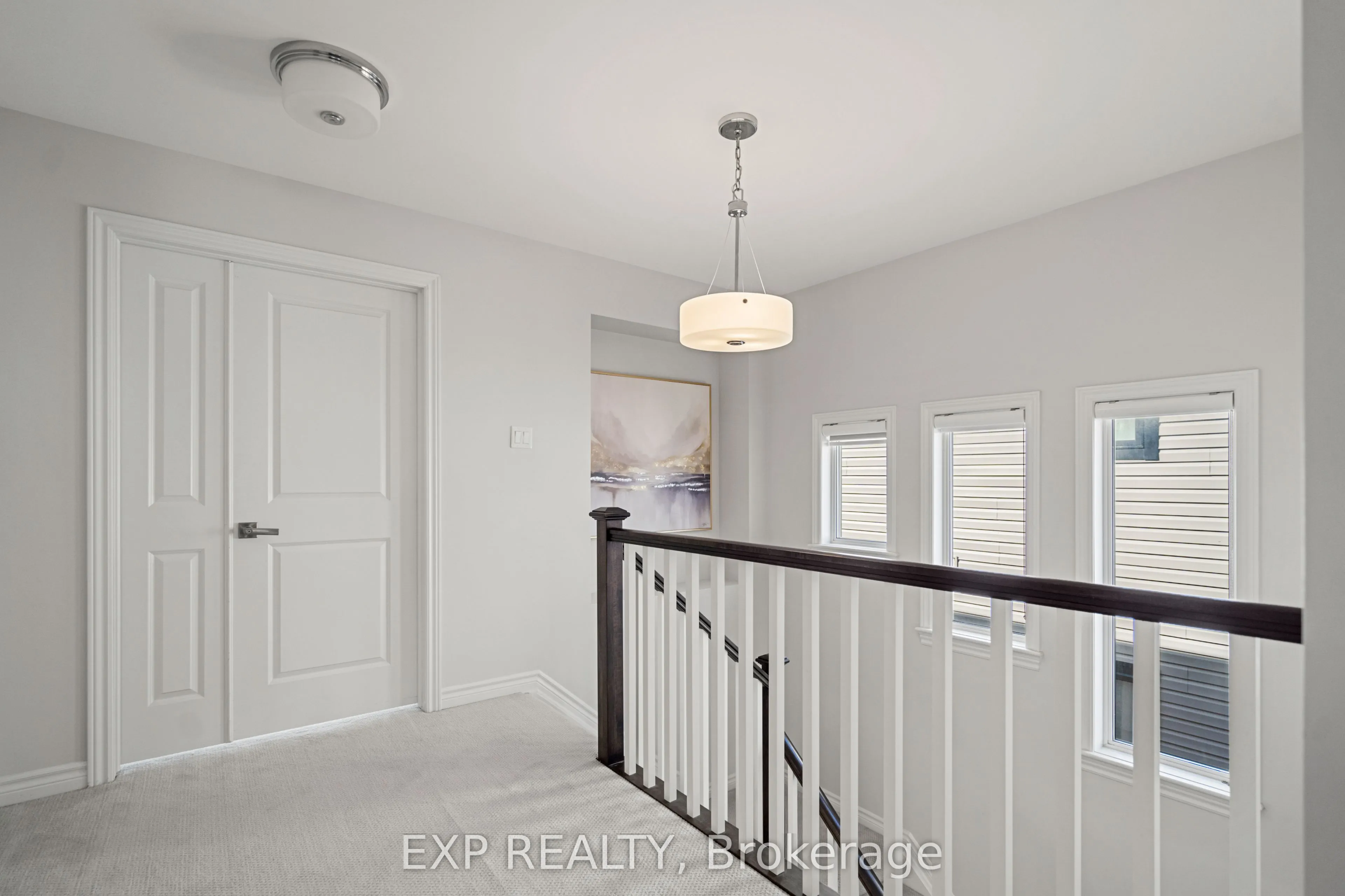 512 Edenwylde Drive E