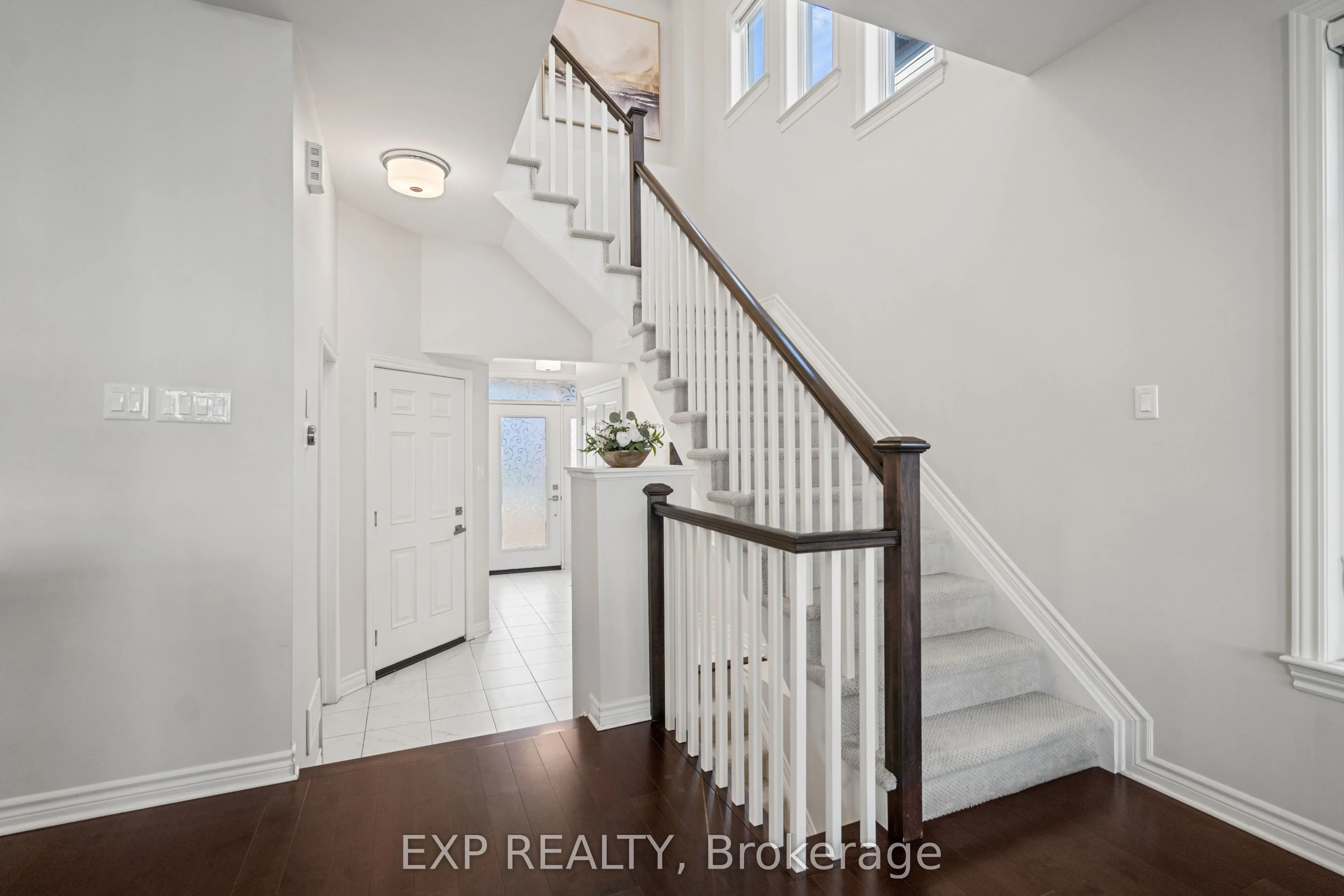 512 Edenwylde Drive E
