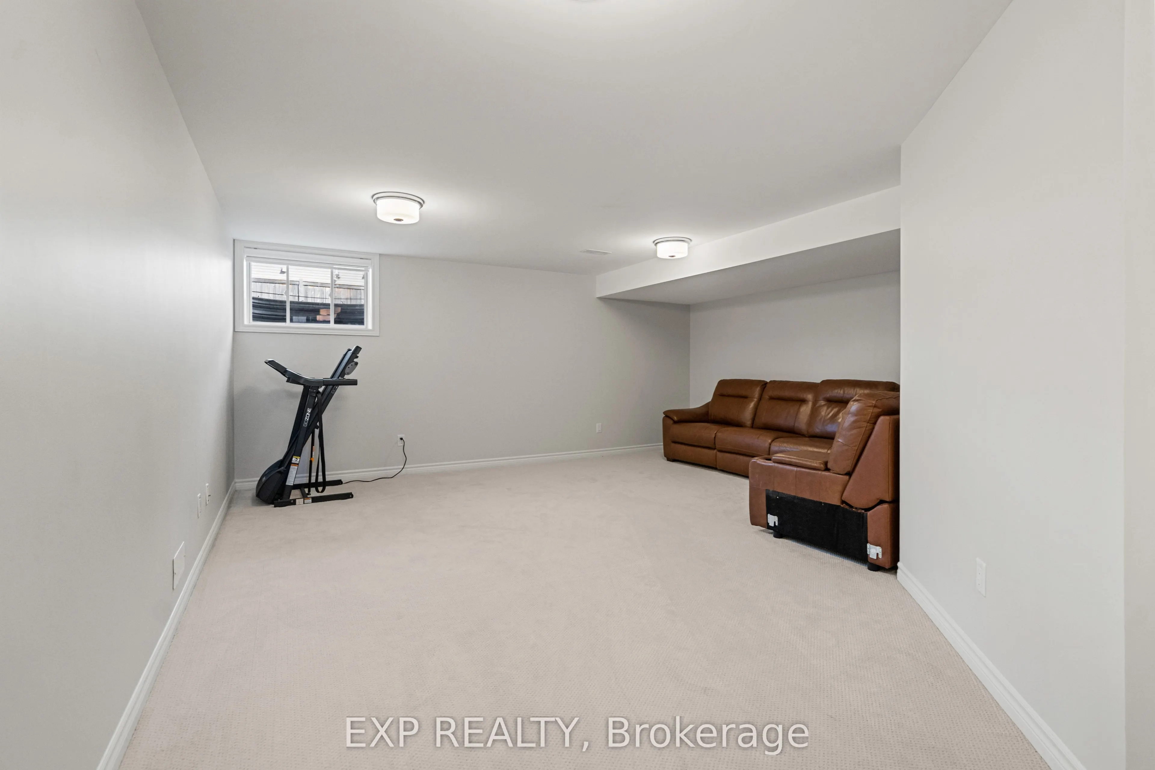 512 Edenwylde Drive E