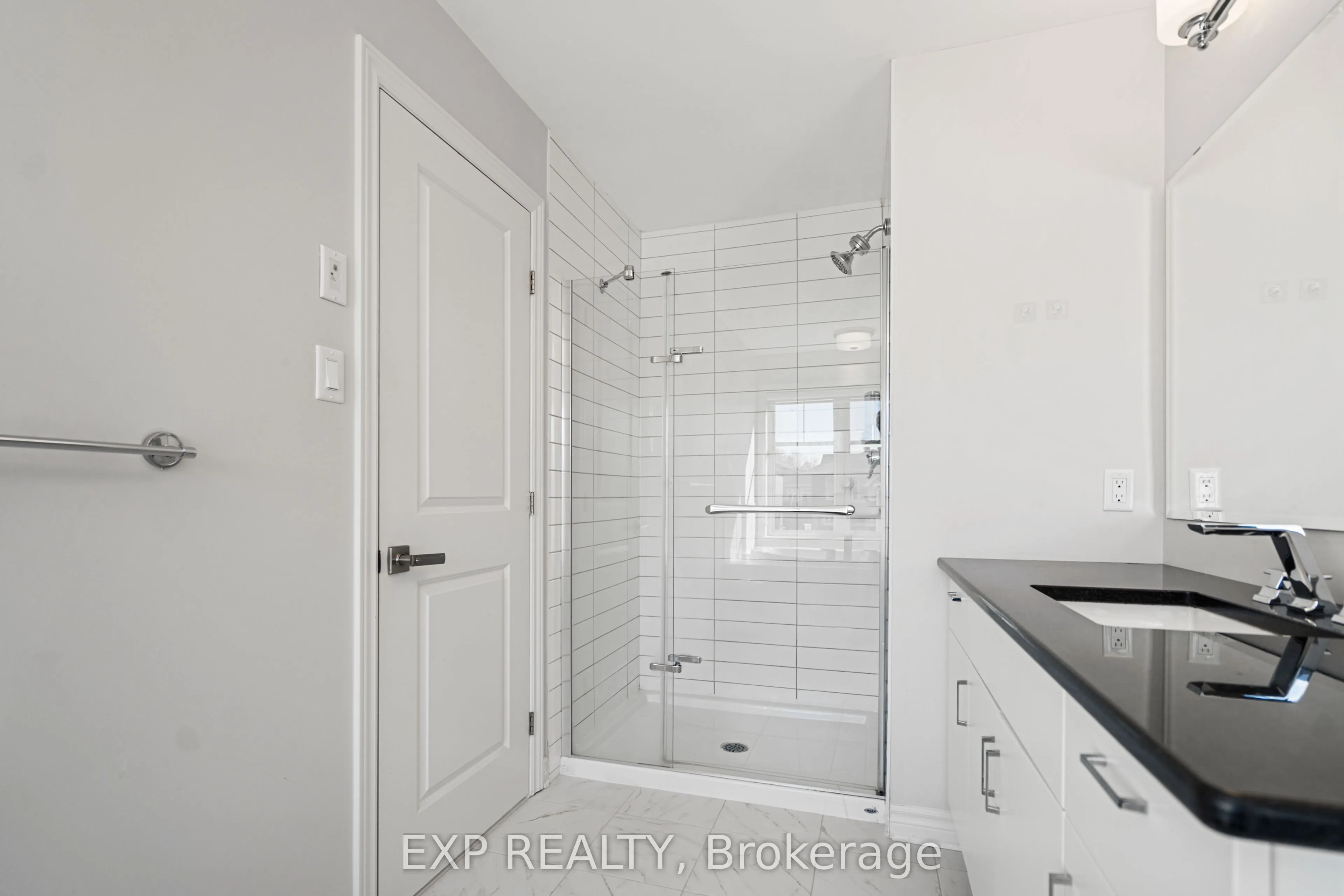 512 Edenwylde Drive E