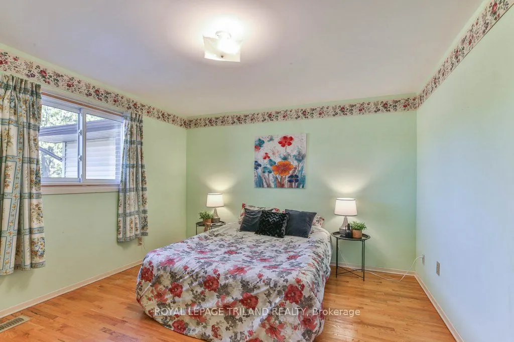 206 ADMIRAL Drive